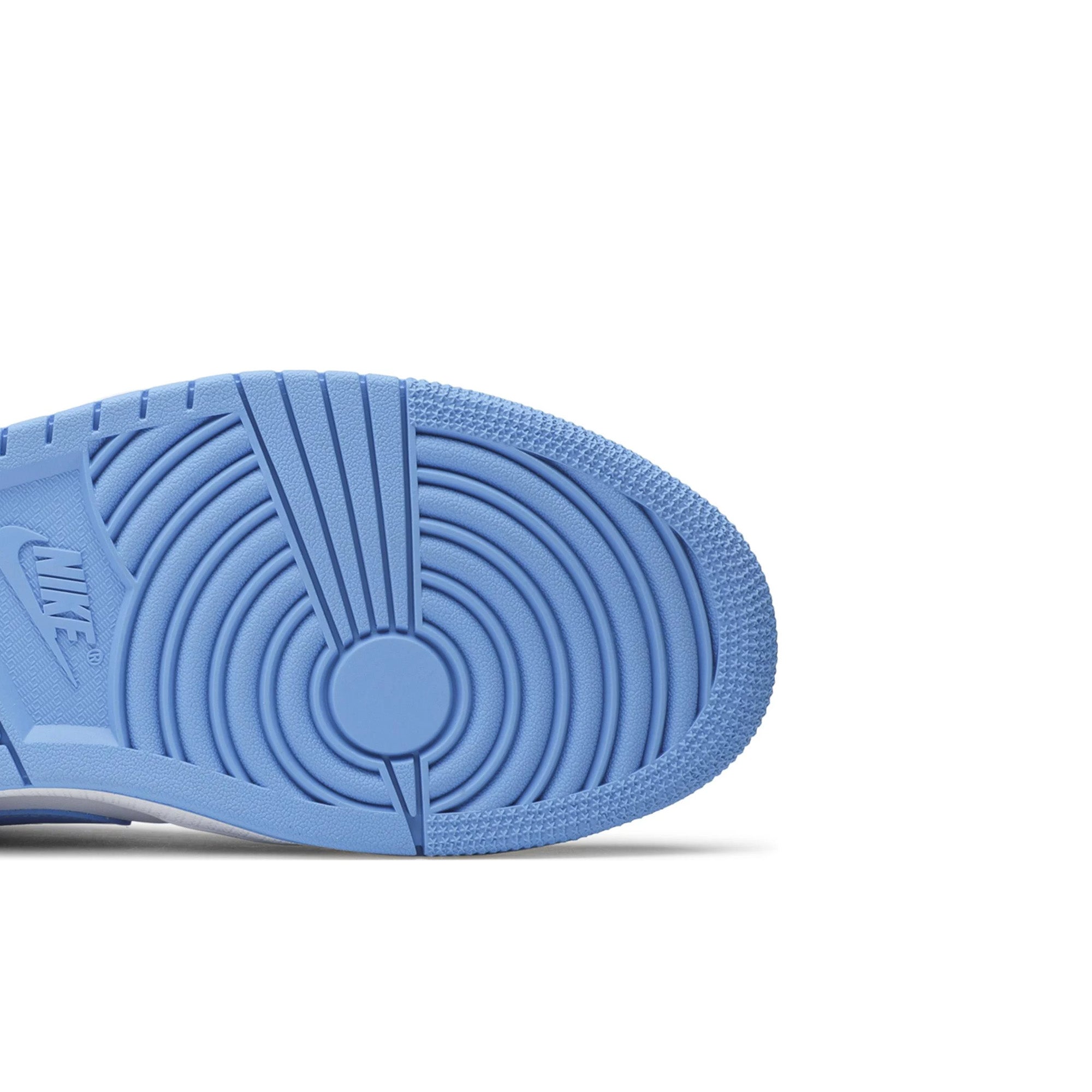 Air Jordan 1 Low 'UNC' Women's Sneakers (2020 Release) - Comfortable Basketball Shoes for Casual Wear & Street Fashion