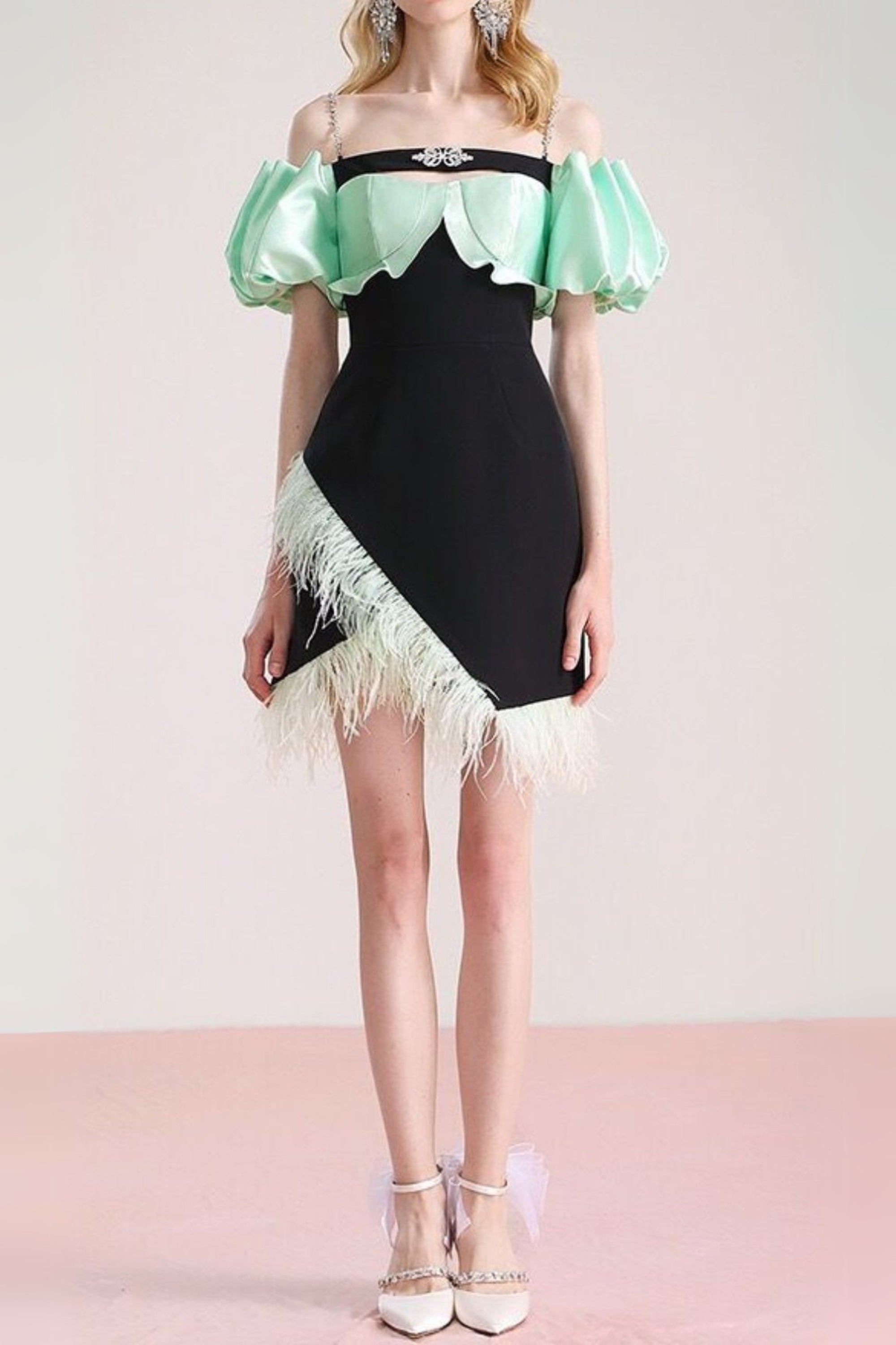 CIELO Black Off Shoulder Feather Mini Dress - Sexy Party Dress for Women, Nightclub Outfit, Evening Gown for Special Occasions