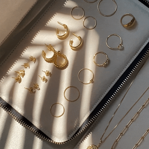 Elegant Jewelry Travel Organizer - Secure & Stylish Jewelry Case for Necklaces, Rings & Earrings | Perfect for Travel, Gifts & Daily Storage