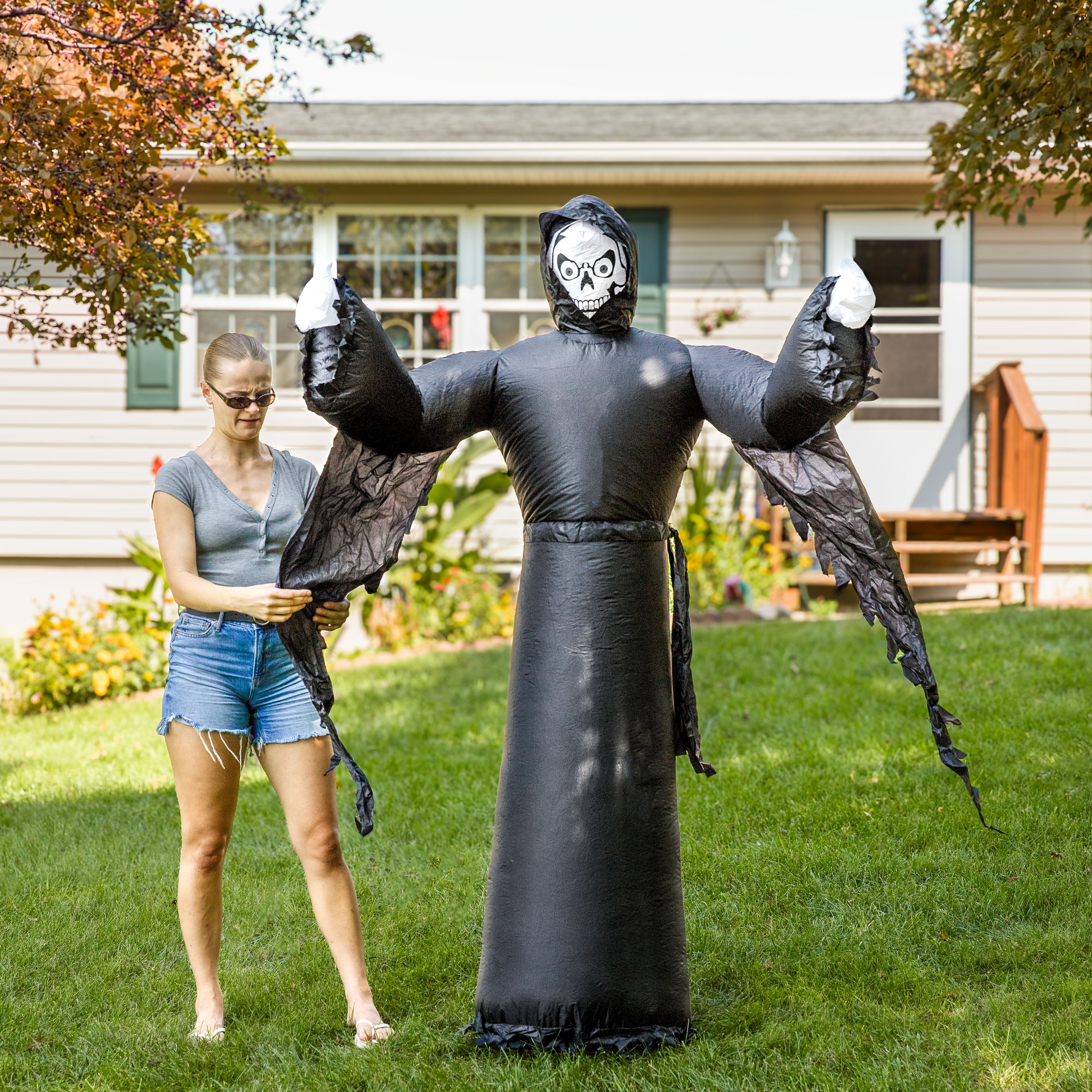 Sunnydaze 7ft Grisly Grim Reaper Inflatable Halloween Decoration - Spooky Outdoor Yard Decor for Halloween Party & Haunted House