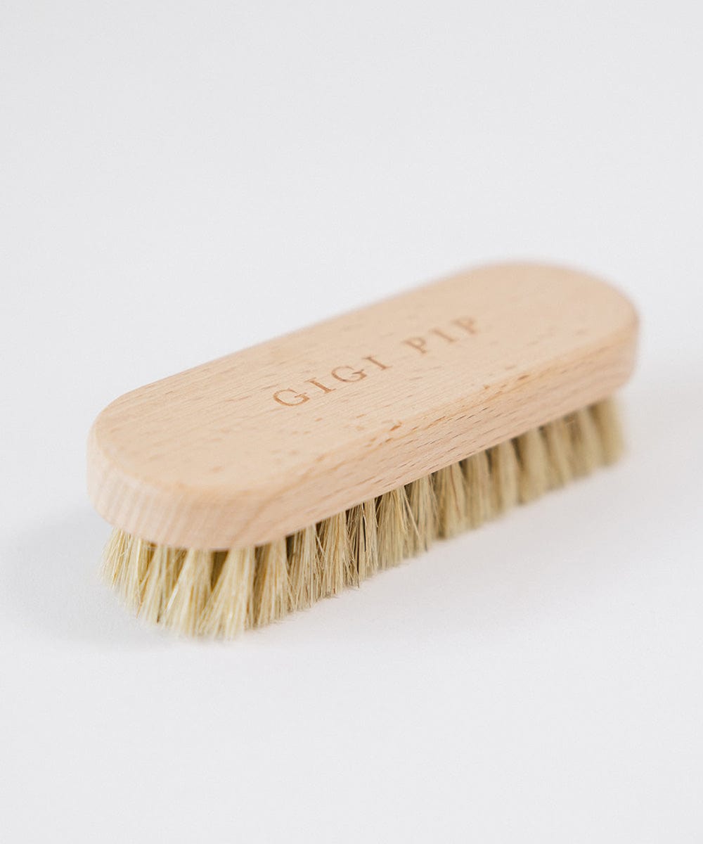 Best Hat Brush for Cleaning & Maintenance - Soft Bristle Hat Brush for Fedoras, Baseball Caps & More - Perfect for Hat Care & Storage