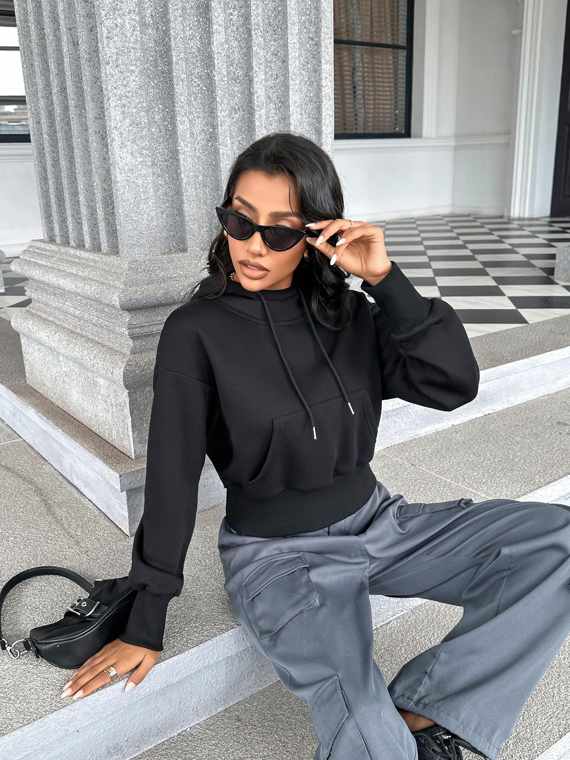 Women's Oversized Cropped Hoodie - Fleece Pullover Sweatshirt with Long Sleeves | Cozy Fall Fashion 2023 | Perfect for Casual Outings, Streetwear & Layering