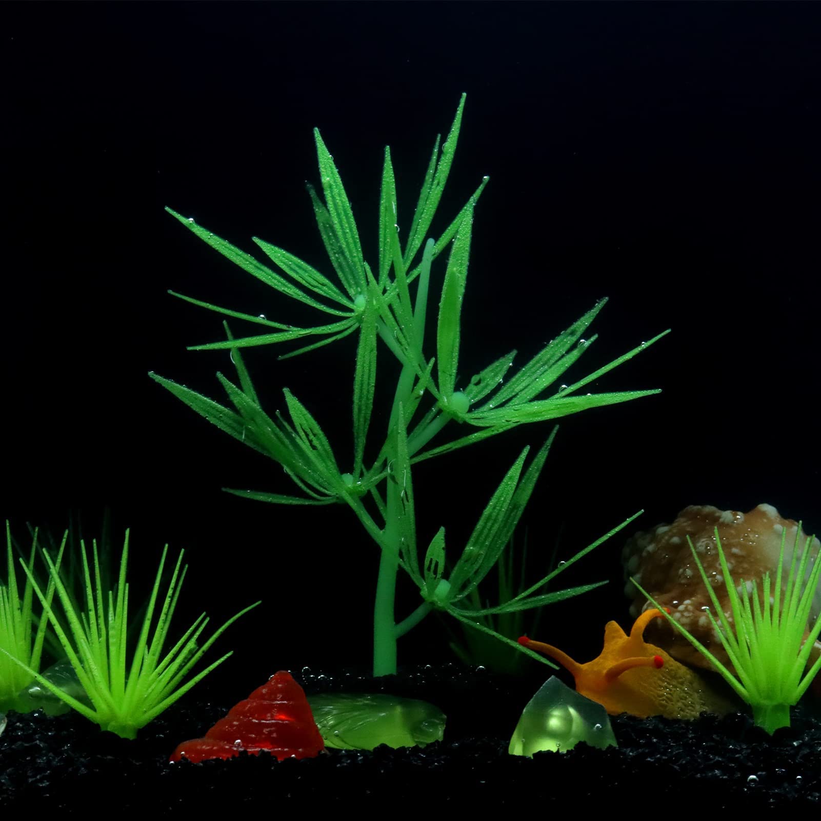 Glowing Artificial Silicone Aquarium Plants - Fish Tank Decorations with LED Light Effect for Betta Fish Tanks, Home & Office Aquascape Decor - Perfect for Tropical Fish Habitats and Underwater Landscape Design