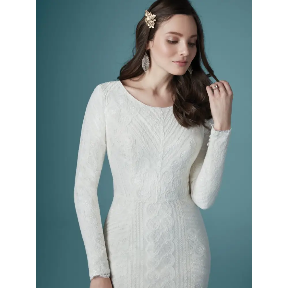 Ivory over Soft Pearl (pictured)