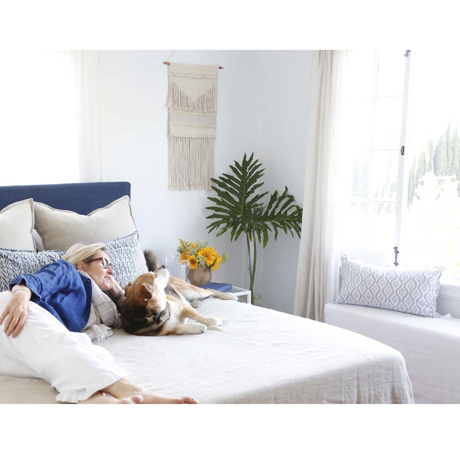Montauk Blanket - Soft & Cozy Throw Blanket in 7 Colors | Perfect for Sofa, Bed & Outdoor Use