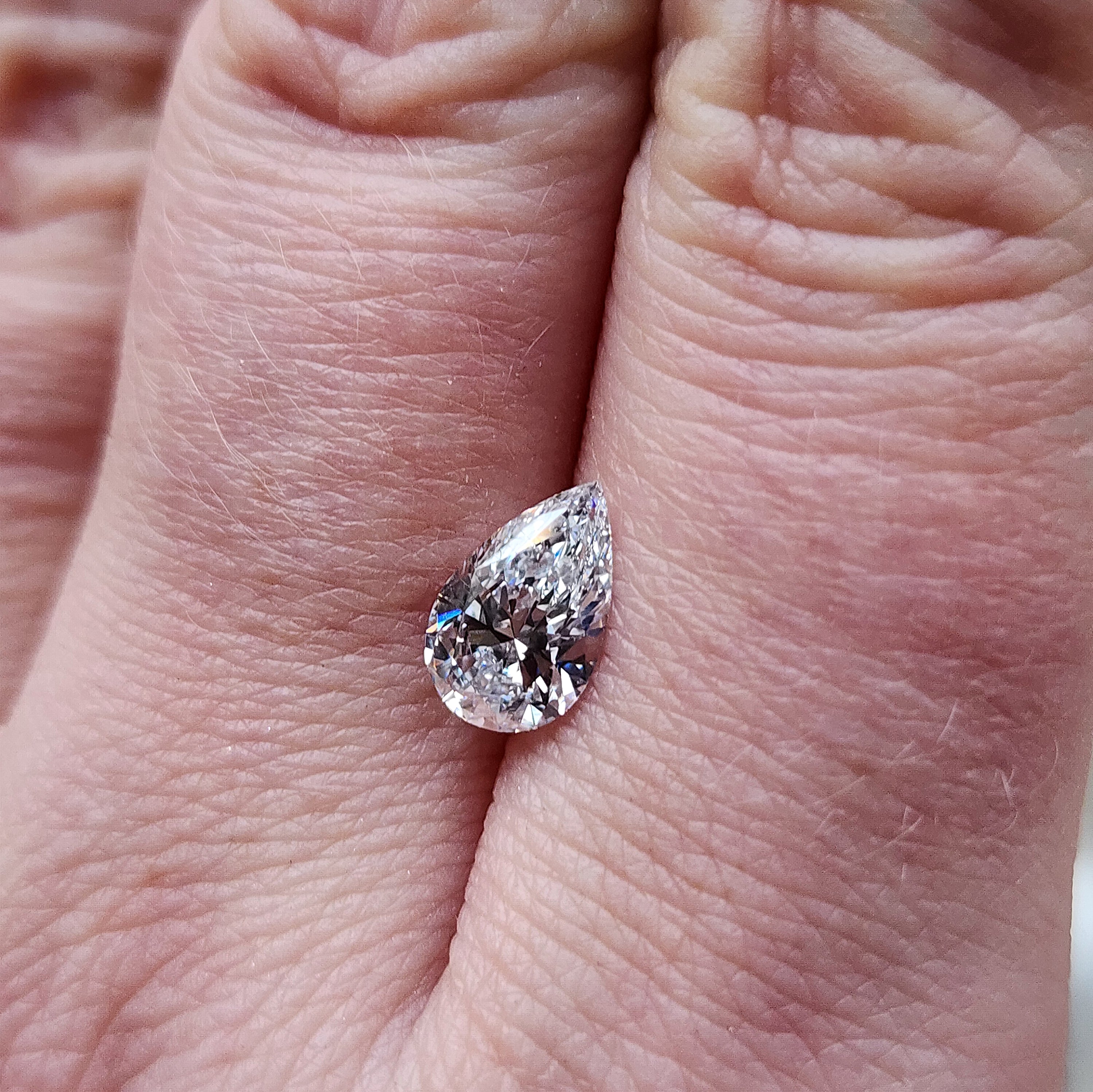 1.18ct Pear-Shaped Lab-Grown Diamond - F Color, SI1 Clarity - Perfect for Engagement Rings & Fine Jewelry