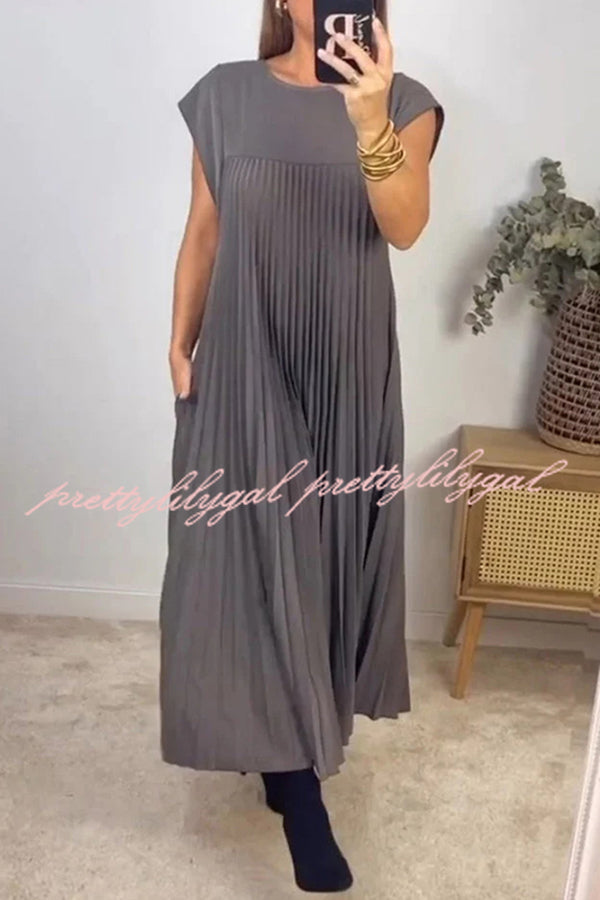 Elegant Solid Color Round Neck Sleeveless Pleated Maxi Dress with Flowy Hem - Perfect for Summer Beach Vacations, Garden Parties & Casual Outings