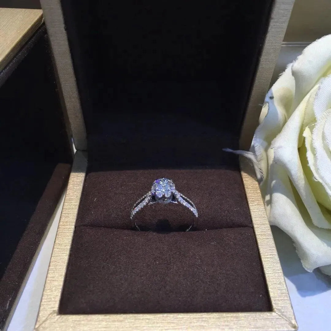 18K Gold Natural Diamond Ring - Classic Elegant Gemstone Jewelry for Women | Perfect for Weddings, Parties & Special Occasions | Trendy Fine Jewelry 2023