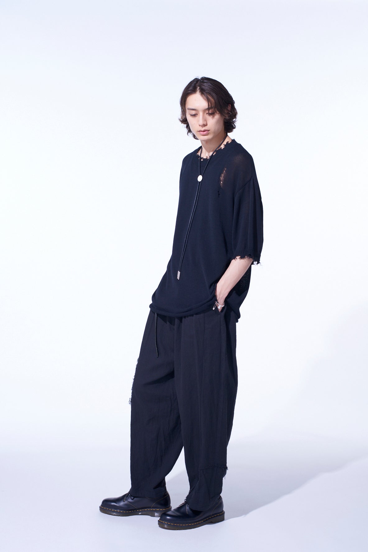 Compact Twist 10g Damaged Knitted Pullover - Soft Lightweight Sweater for Women, Casual Loungewear & Layering, Perfect for Fall & Winter Fashion