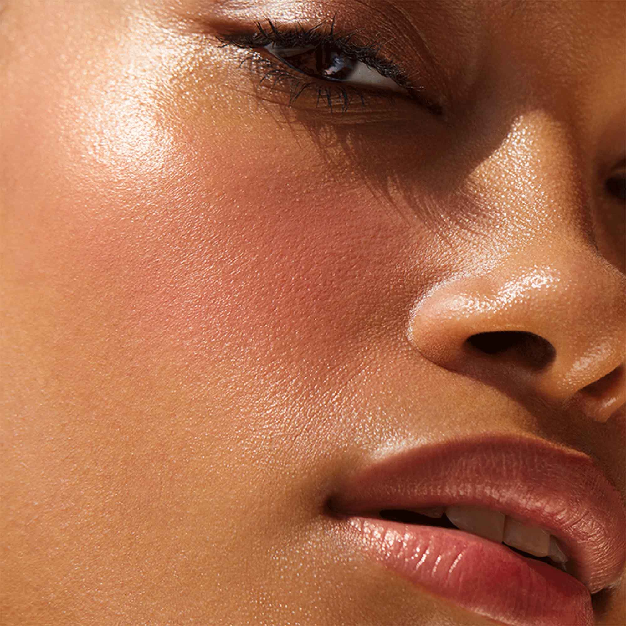 Victoria Beckham Beauty Cheeky Posh Blush Stick - Creamy Blush for Natural Flush, Buildable & Blendable - Perfect for Everyday Wear & On-The-Go Touch Ups