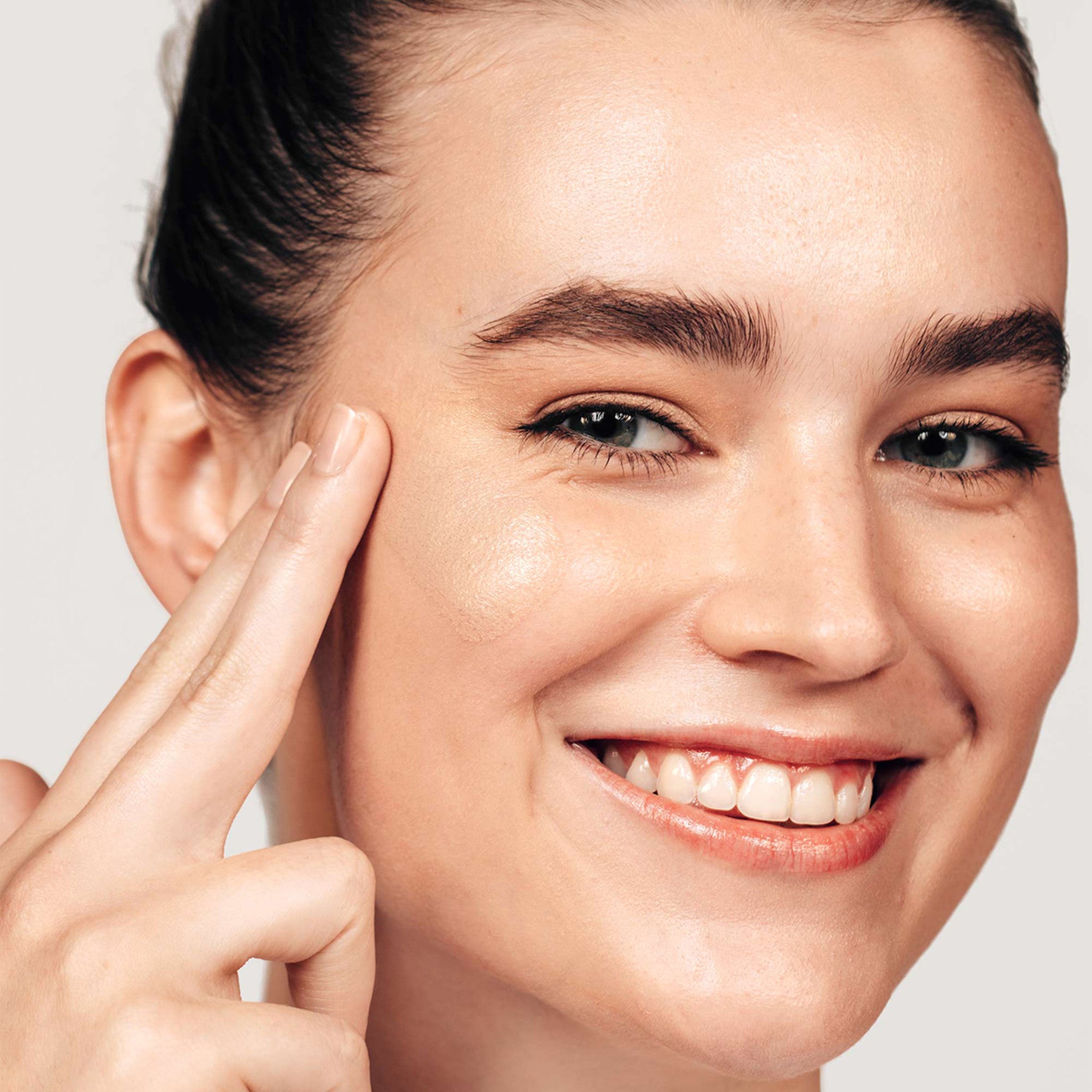 100% Mineral CC Cream with SPF 50 - Natural Sunscreen & Lightweight Foundation for Daily Coverage - Perfect for Sensitive Skin & Everyday Wear