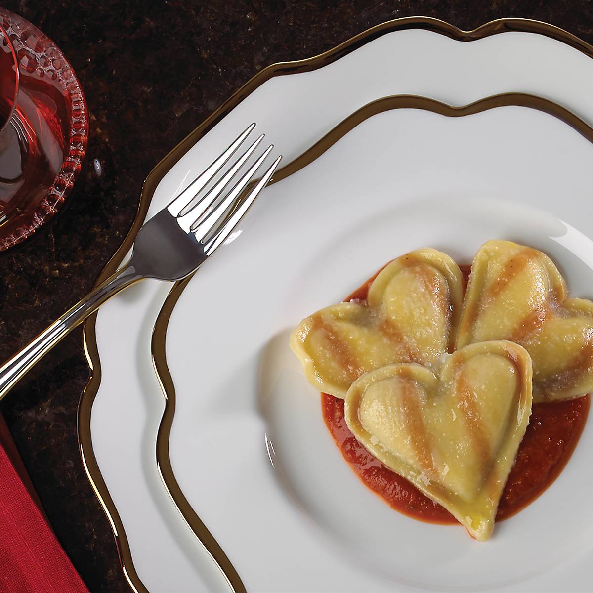 Contempo Luxe 4-Piece Dinnerware Set - Elegant Plates, Bowls & Mugs for Modern Dining - Perfect for Dinner Parties, Family Meals & Restaurant-Style Presentation