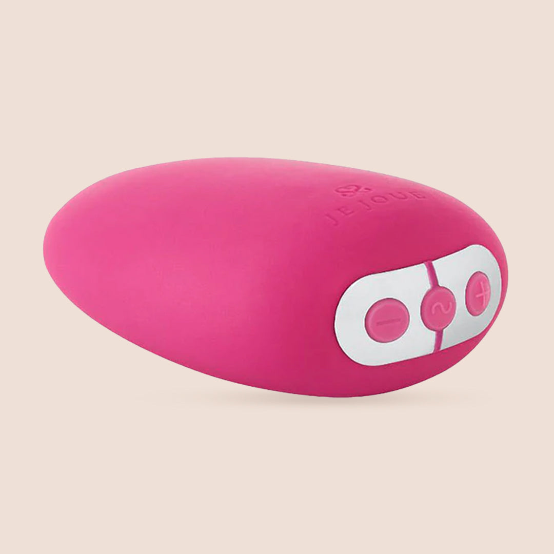 Je Joue Mimi Soft Palm Vibe - Ultra Soft Silicone Clitoral Stimulator for Women, Rechargeable Mini Vibrator - Perfect for Solo Play & Couples Intimacy