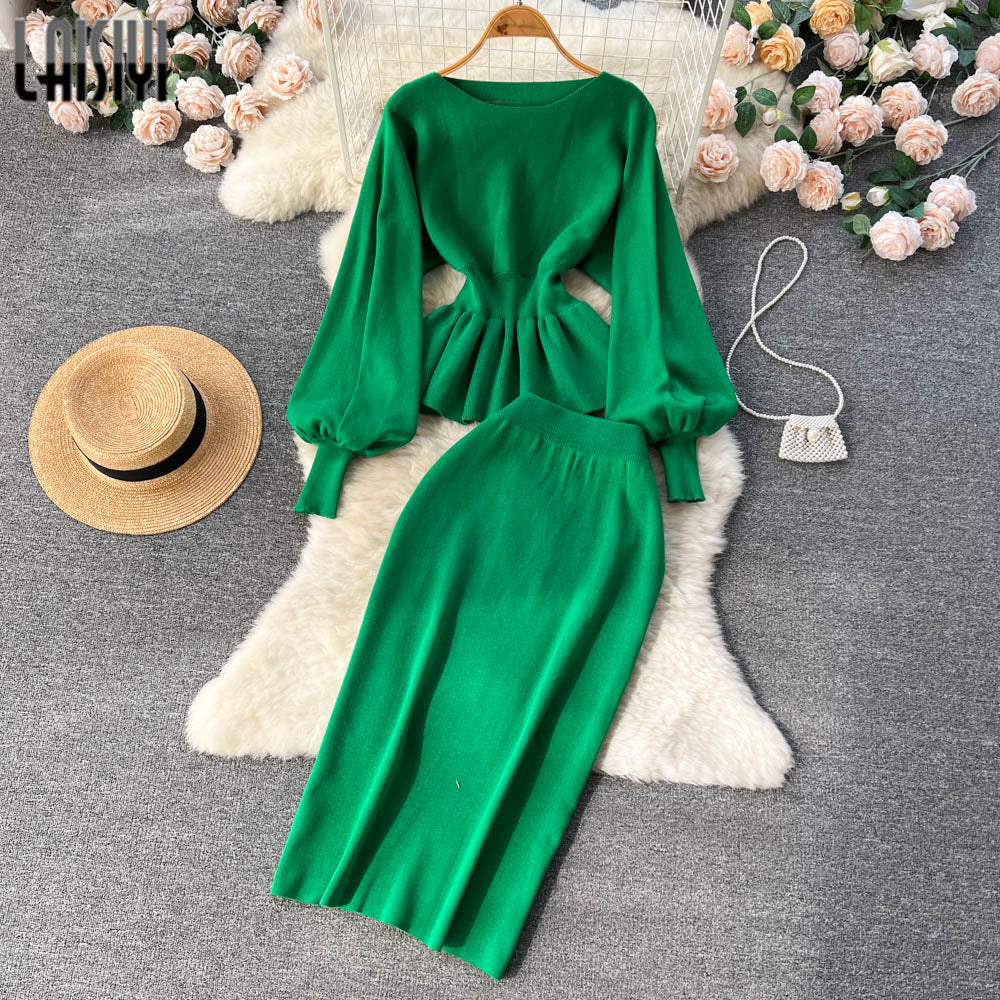 Women's Autumn Knitwear Set - Turtleneck Pullover Sweater & Slim Skirt 2-Piece Outfit | Chic Casual Fall Fashion for Work, Dating & Weekend Outings