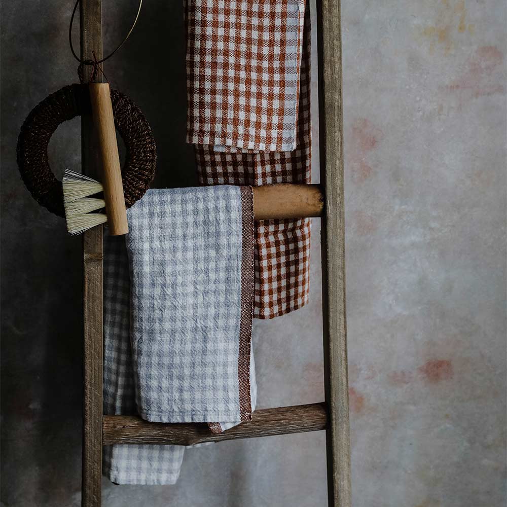 Premium Gingham Linen Dish Towels - Set of 2, Dusty Blue - Absorbent & Quick-Drying Kitchen Towels for Dishes, Glassware & Countertops - Perfect for Farmhouse, Rustic & Modern Kitchens