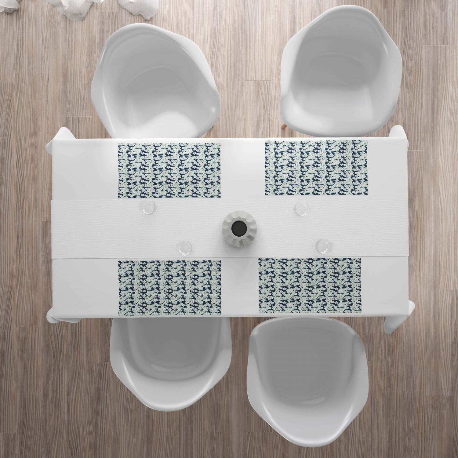 Ambesonne Daisy Place Mats Set of 4 - Floral Bouquet Spring Table Mats, Washable Fabric Placemats for Dining Room & Kitchen Decor in Pale Blue & White - Perfect for Spring Parties, Brunch, and Romantic Dinner Settings
