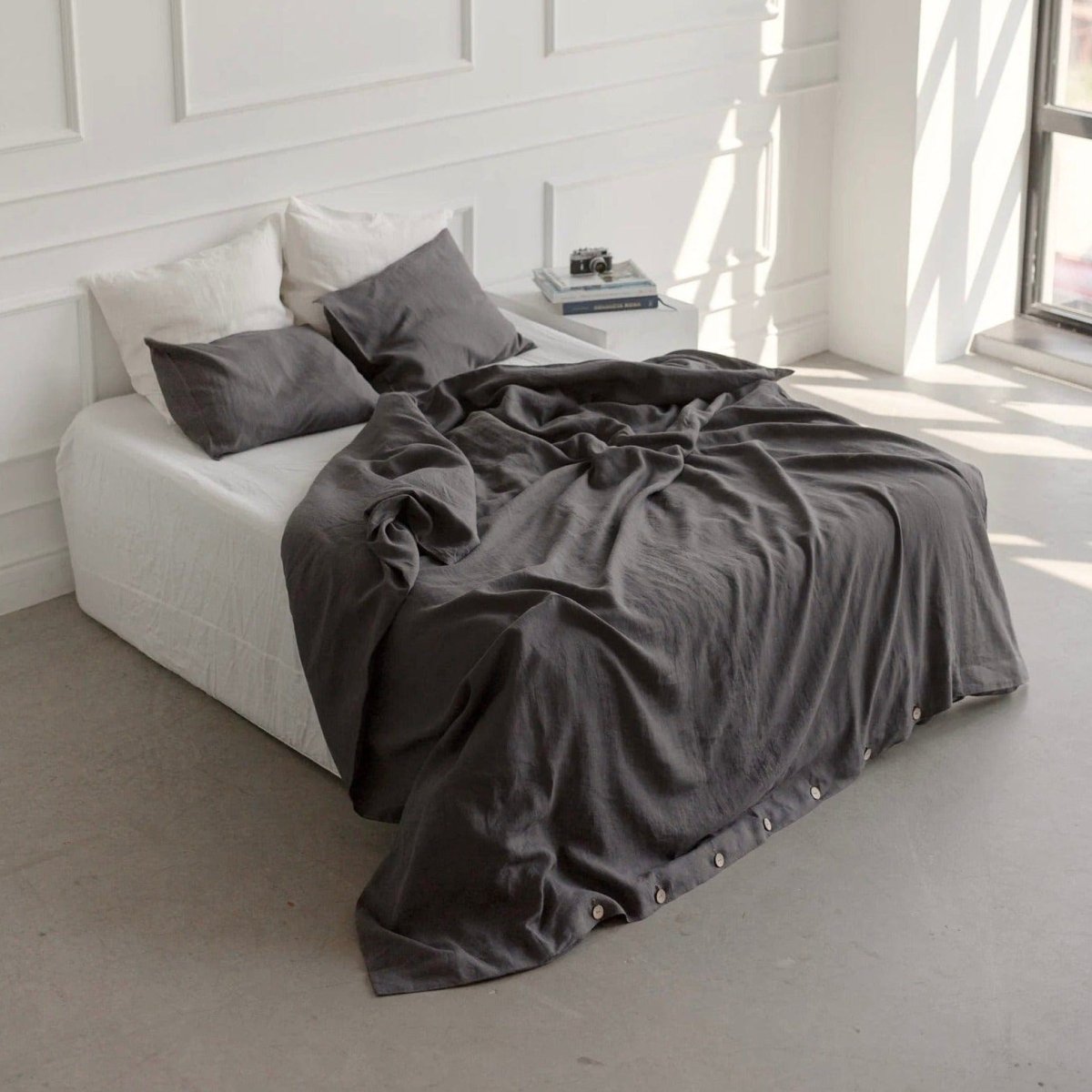 Premium 100% Linen Duvet Cover Set - Charcoal Dark Grey - Breathable & Hypoallergenic Bedding for All Seasons - Perfect for Master Bedroom, Guest Room & Airbnb
