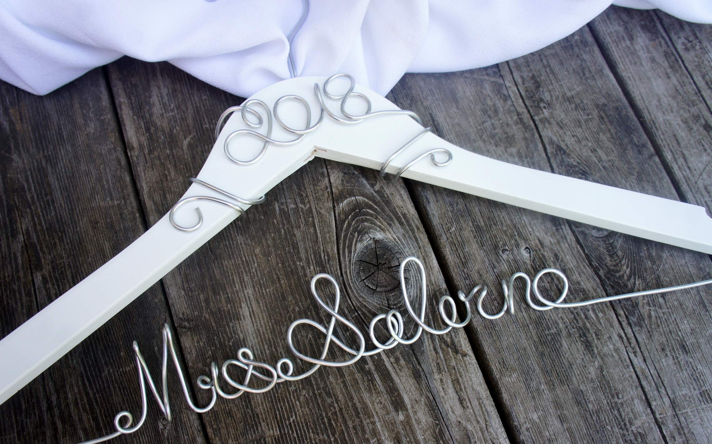 Personalized Bride Hanger with Custom Name & Wedding Date - Perfect for Wedding Dress Display, Bridal Shower Gift & Photo Props