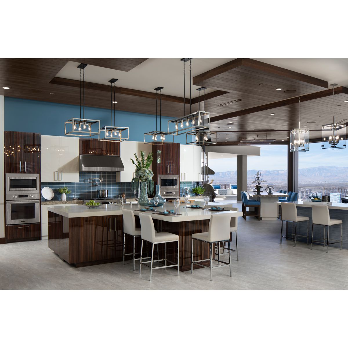 Union Square Collection 4-Light Chandelier - Elegant Ceiling Lighting Fixture for Dining Room, Bedroom or Entryway