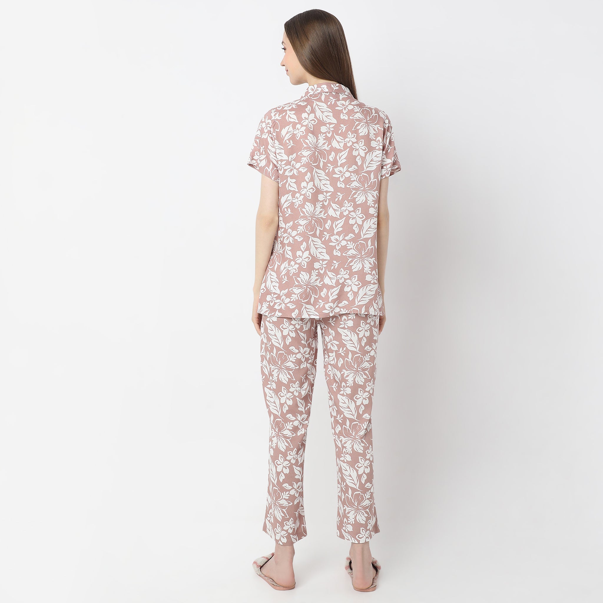 Floral Print Lapel Collar Short Sleeve Shirt & Pajama Set - Women's Sleepwear for Comfortable Nightwear & Lounge Wear - Perfect for Bedtime, Relaxing at Home or Vacation
