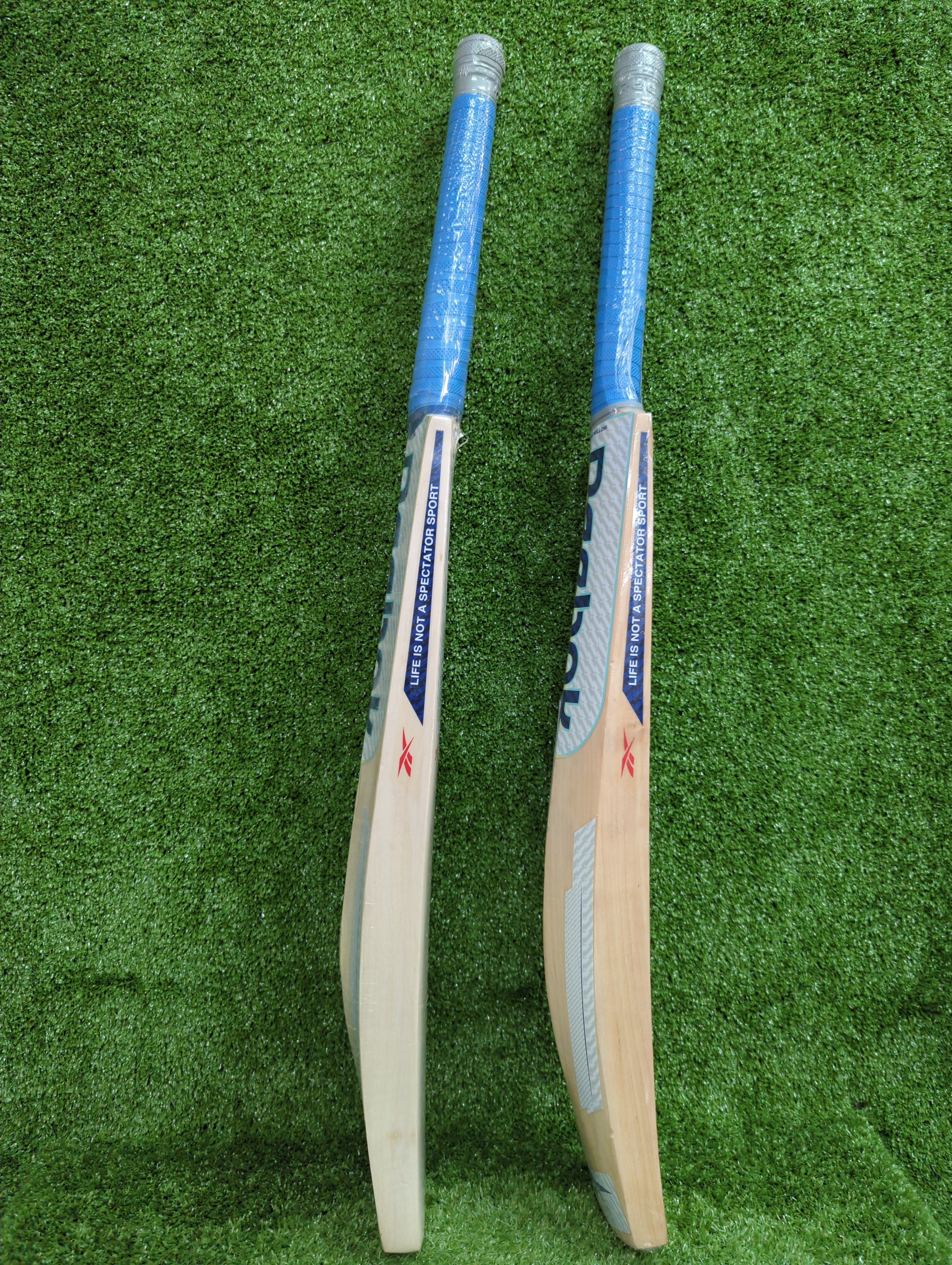 Reebok Master Blaster Kashmir Willow Cricket Bat - Premium Quality for Practice & Matches - Perfect for Cricket Training & Competitive Play