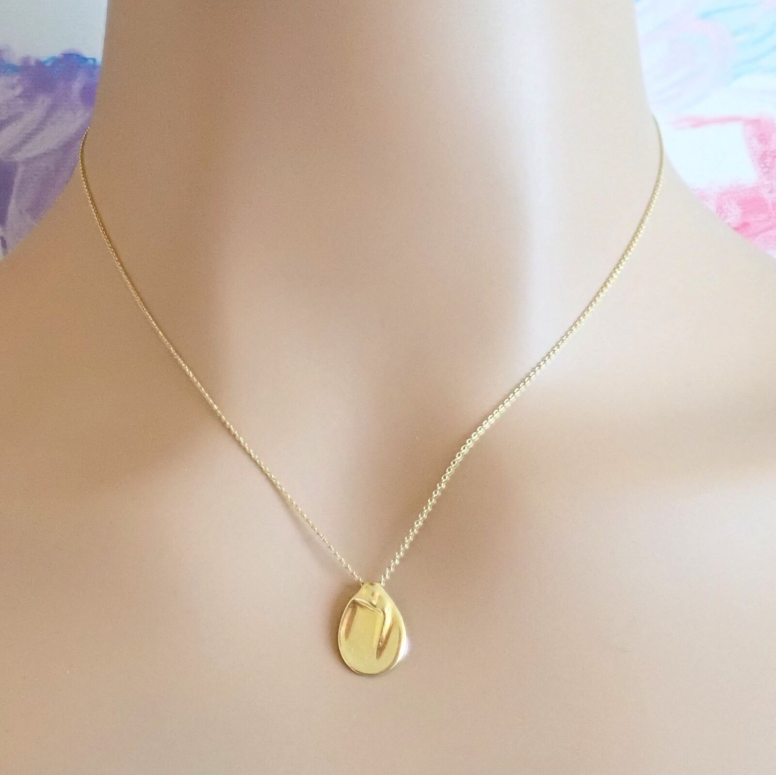 Tiffany & Co Peretti 18k Yellow Gold Madonna Pendant Necklace with Sweet Mini Chain - Elegant Jewelry Gift for Women, Perfect for Weddings, Anniversaries & Special Occasions