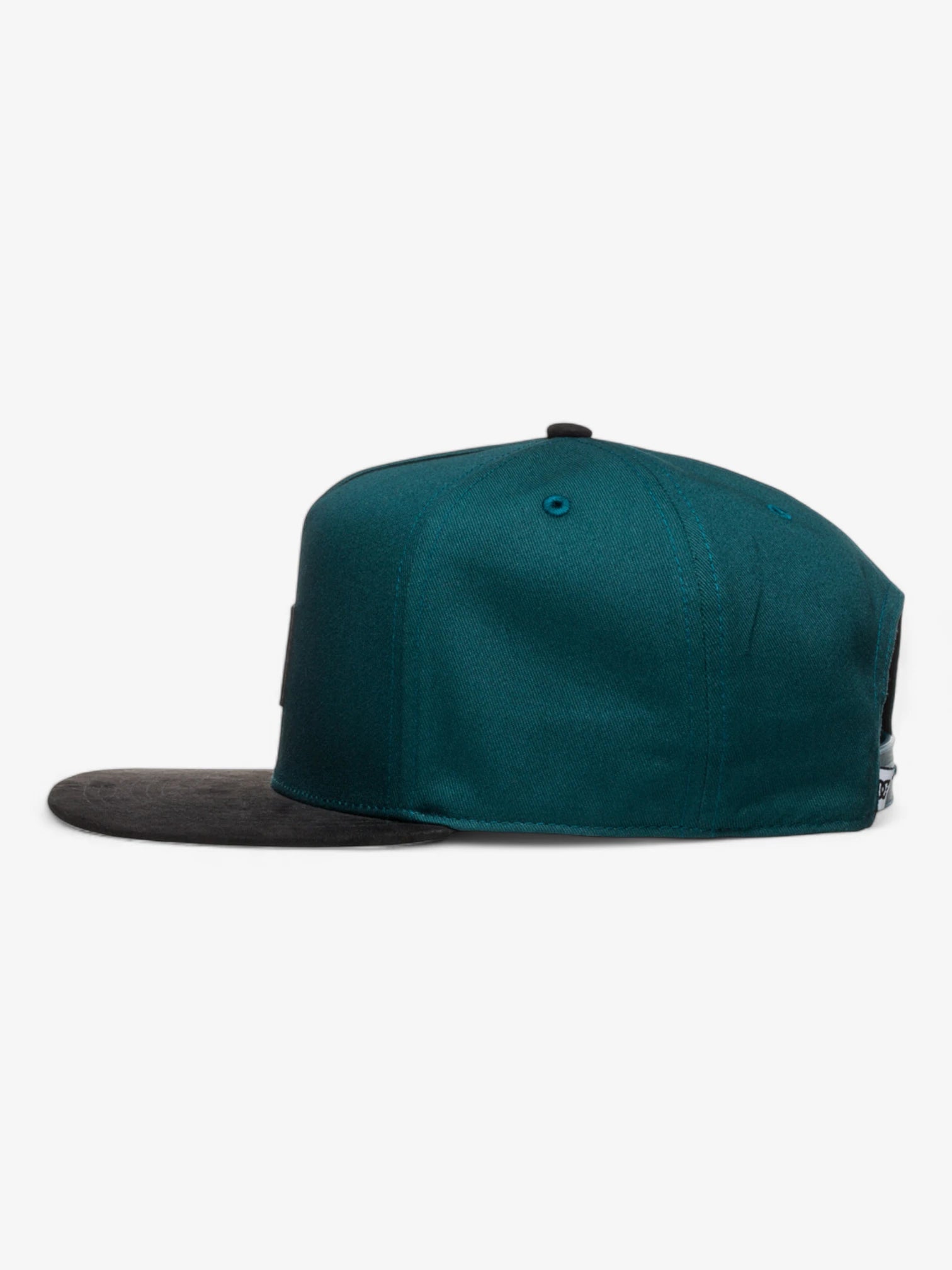 DC Brackers Green Snapback Hat for Men & Women - Stylish Baseball Cap for Casual Wear, Sports & Outdoor Activities