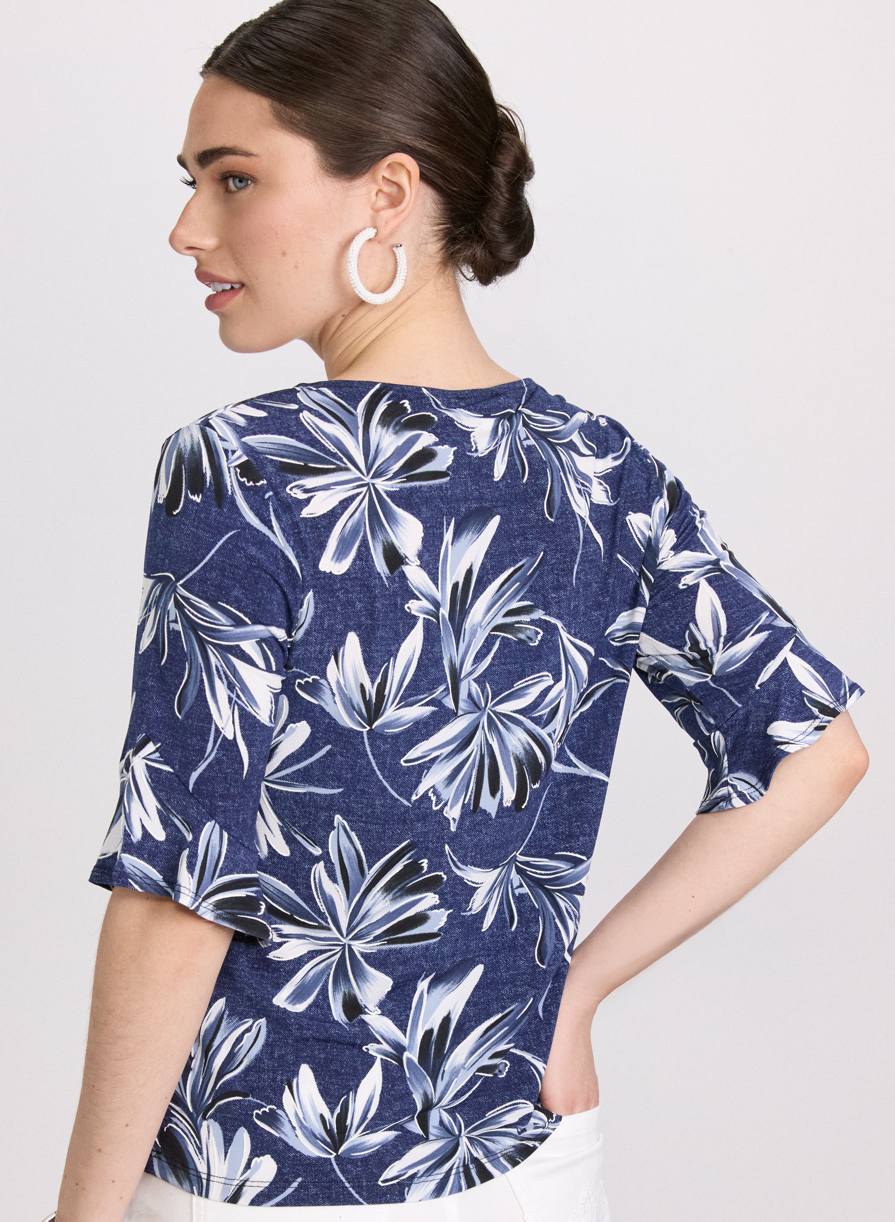 Floral Print Women's Blouse - Elegant Flowy Tops for Spring & Summer - Perfect for Casual Outings, Office Wear & Date Nights