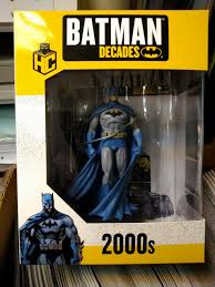 Batman Decades 2000's Eaglemoss Collector Figure - Limited Edition DC Comics Superhero Action Figure for Display & Gifts - Perfect for Batman Fans, Collectors, and Home Office Decor
