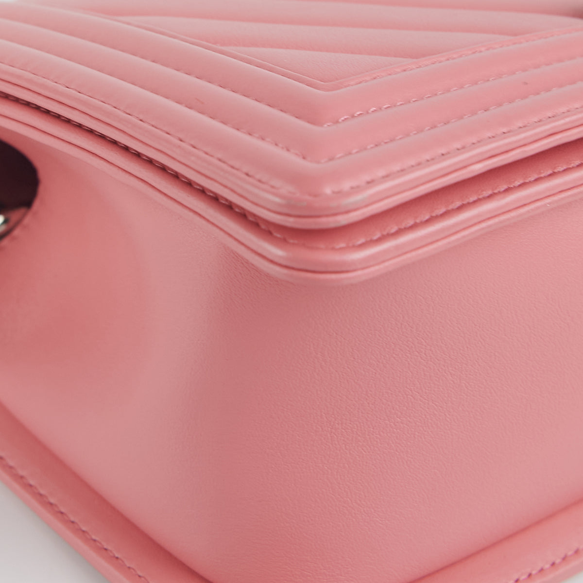 Chanel Chevron Quilted Boy Bag Old Medium Size Lambskin Leather Pink Crossbody Purse - Perfect for Date Night & Evening Events