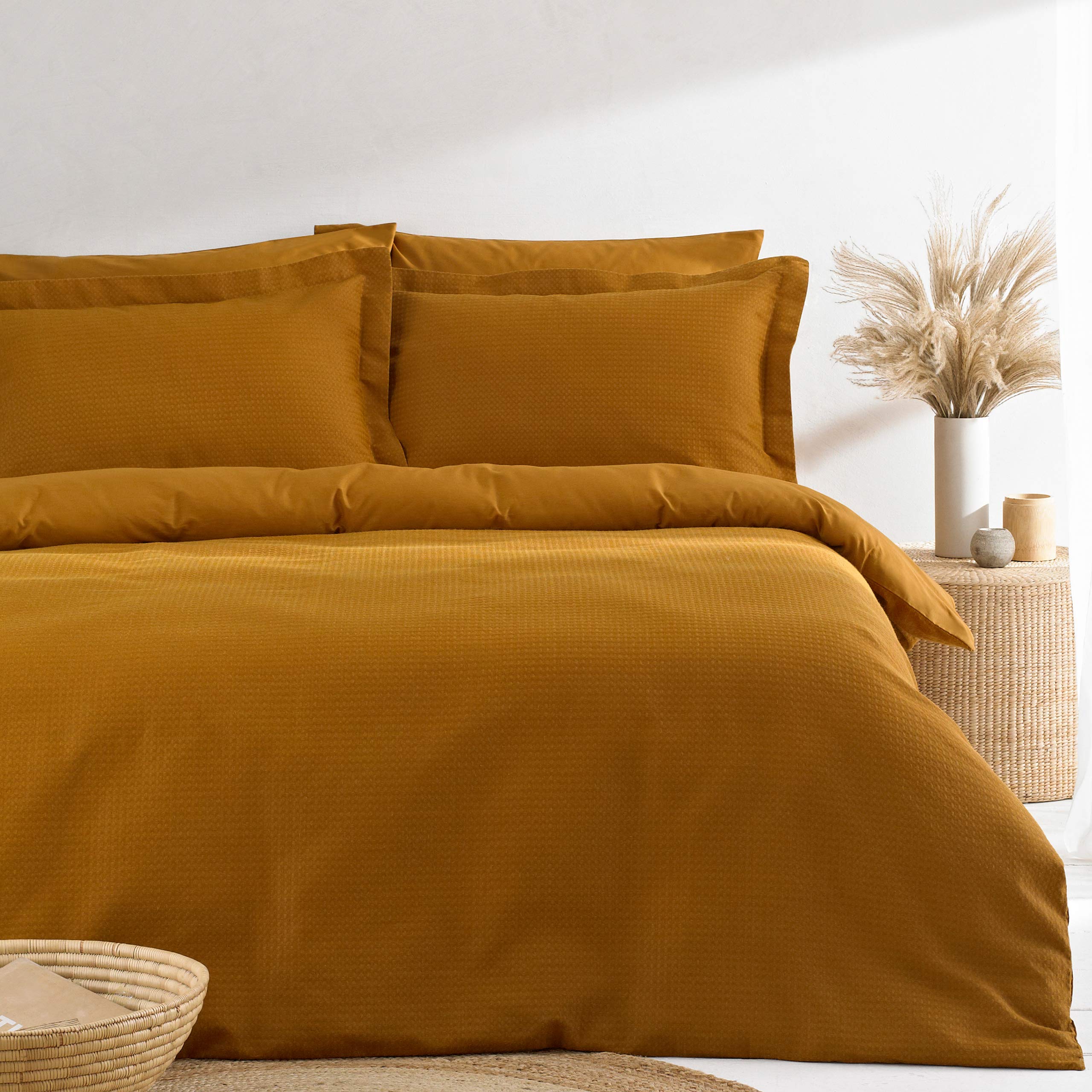 Jansons Waffle Duvet Set - Soft & Breathable Bedding for All Seasons | Perfect for Cozy Bedrooms & Guest Rooms