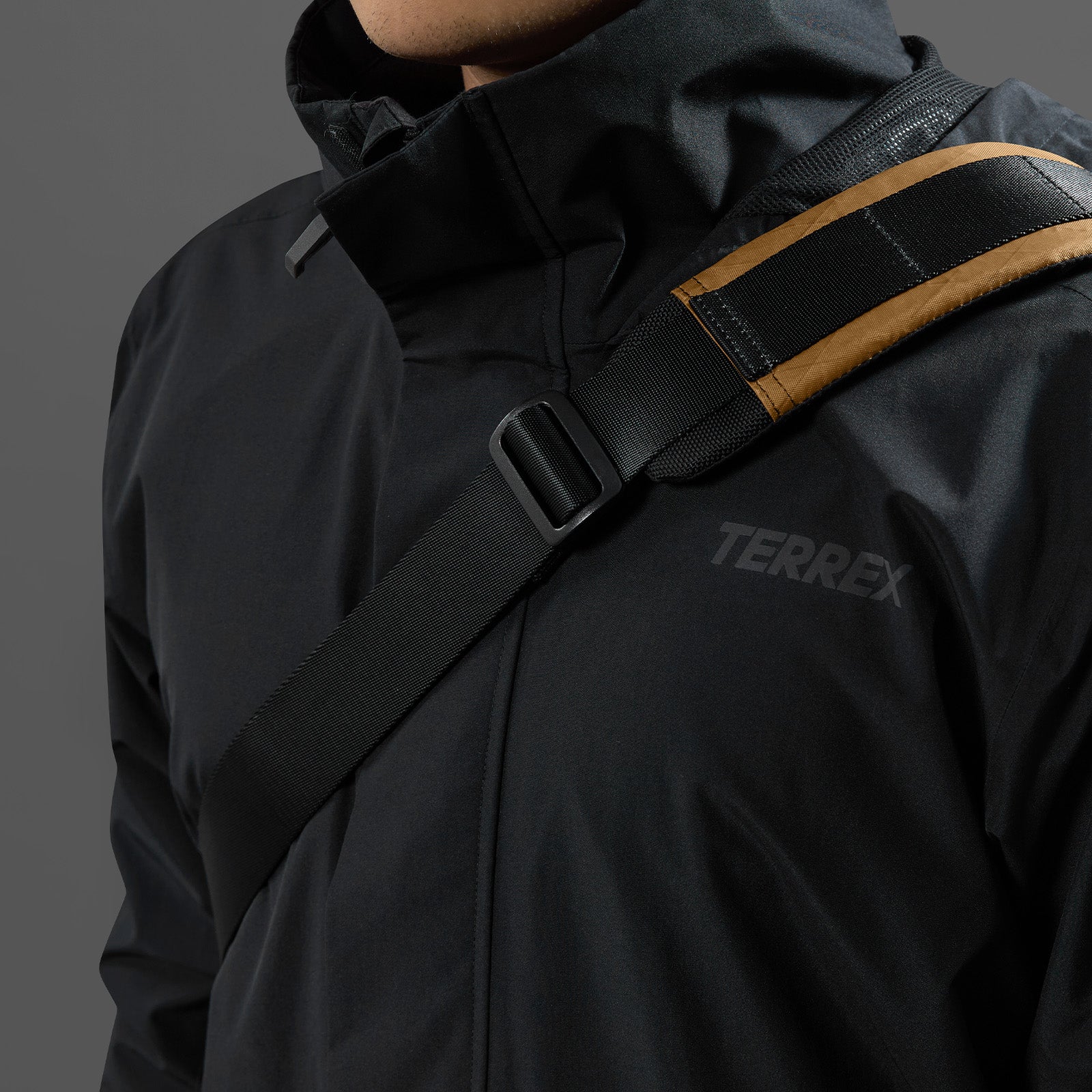 Wander T26 X-Pac Daily Sling Bag - Lightweight Crossbody Bag for Men & Women - Perfect for Travel, Hiking, and Everyday Carry