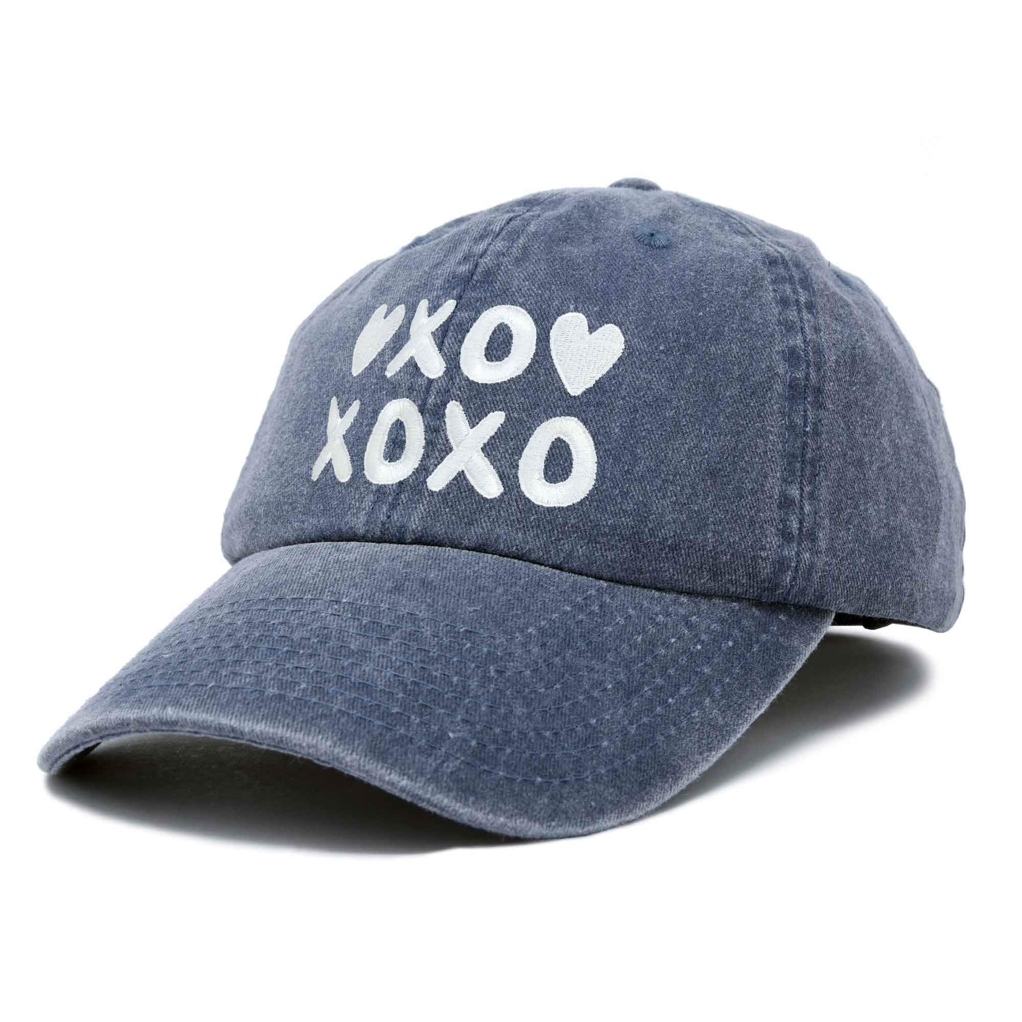 Women's Embroidered Baseball Cap with 'Hugs Kisses XOXO' Design - Stylish Fashion Hat for Casual Outfits, Outdoor Activities & Everyday Wear
