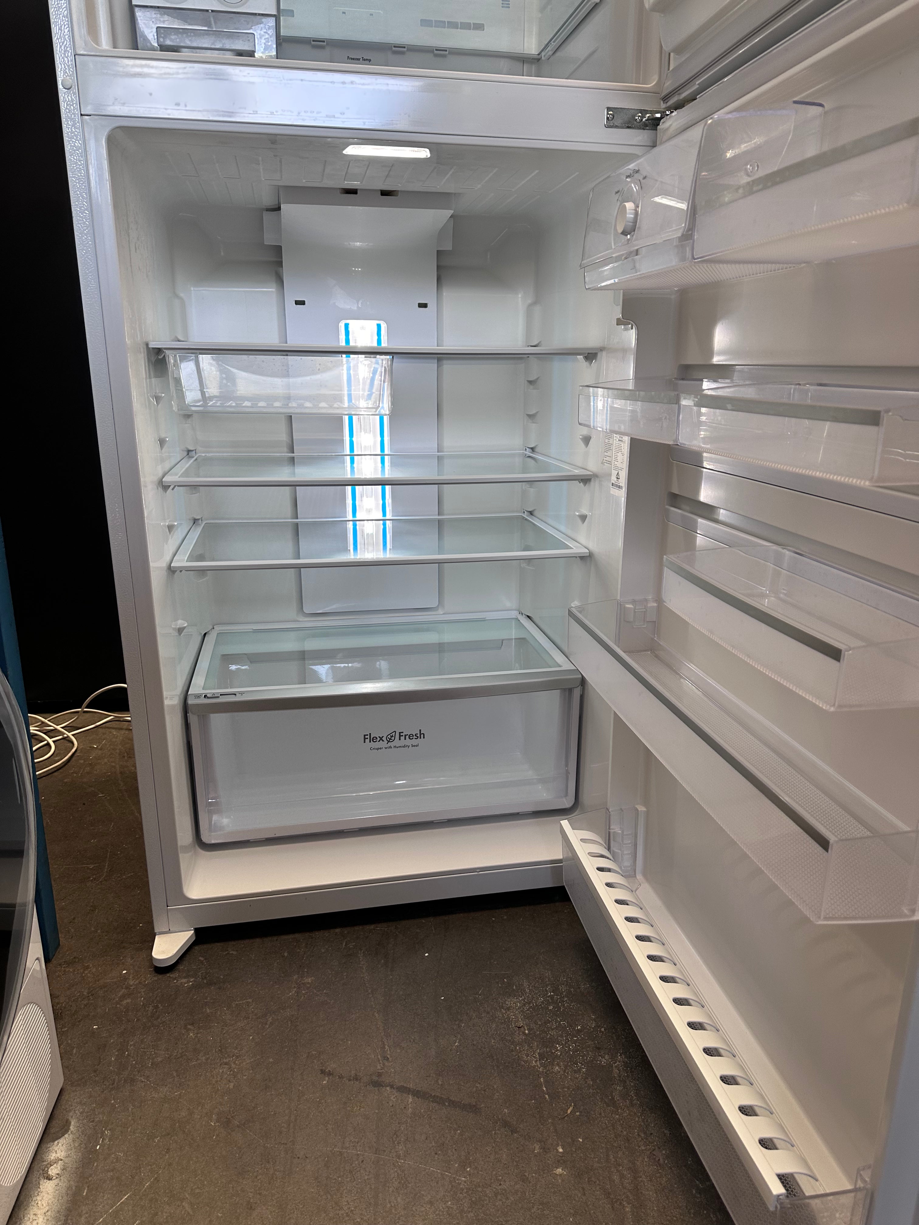 Westinghouse 540L Top Mount Refrigerator - Energy Efficient, Spacious Design for Large Families | Perfect for Kitchens, Basements & Garages | Certified Refurbished