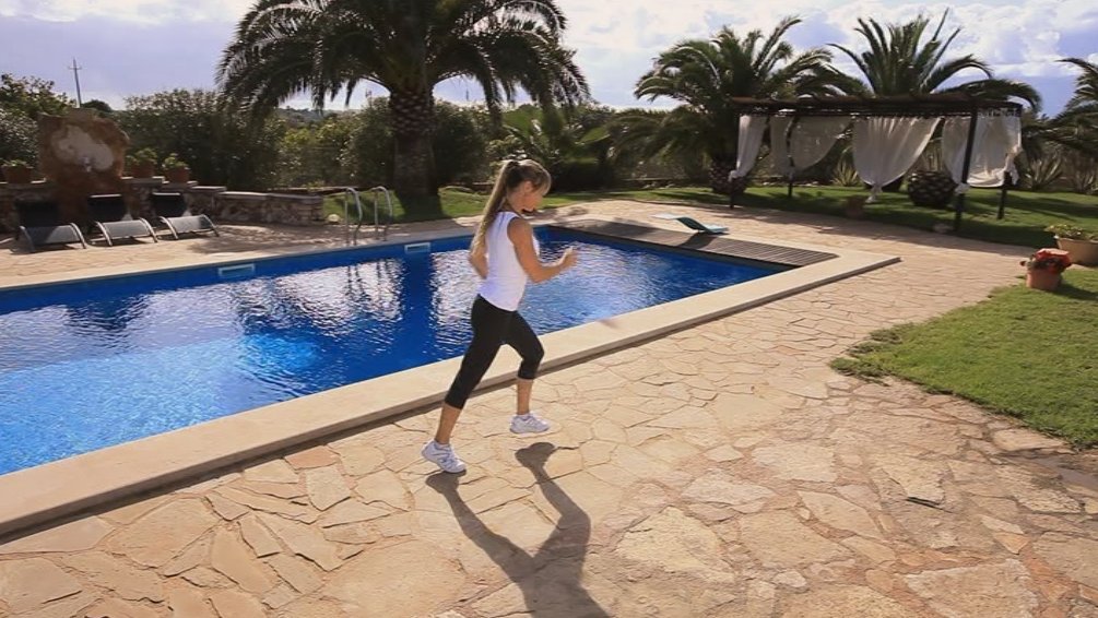 20-Minute Aerobic Workout for Weight Loss & Cardio - Home Fitness Exercise for Women & Men | Perfect for Busy Schedules & Small Spaces