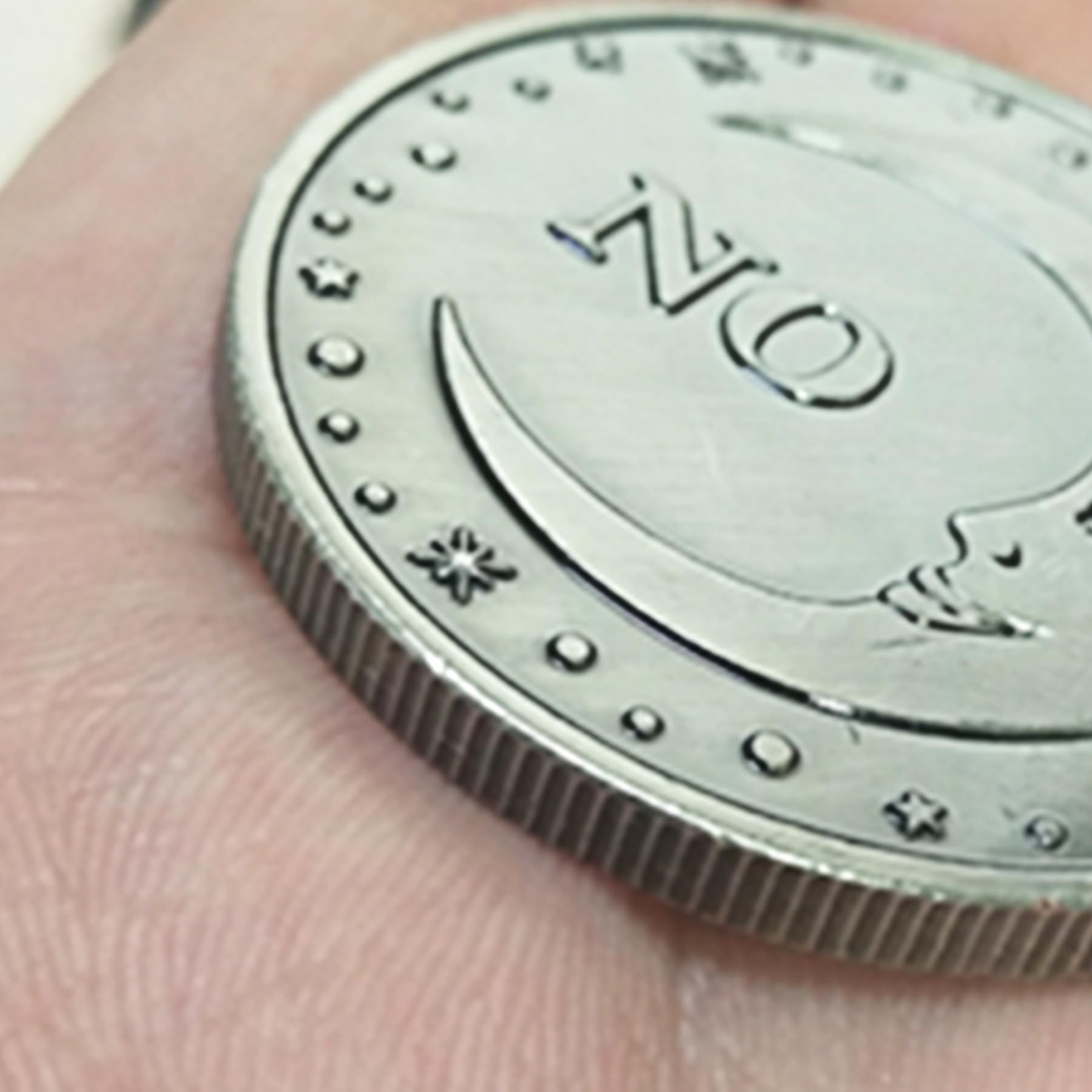 5 Pcs Yes No Decision Coin - Sun and Moon Double Sided Challenge Coin for Divination, Games, and Decision Making - Perfect for Fortune Telling, Party Games, and Meditation Guidance