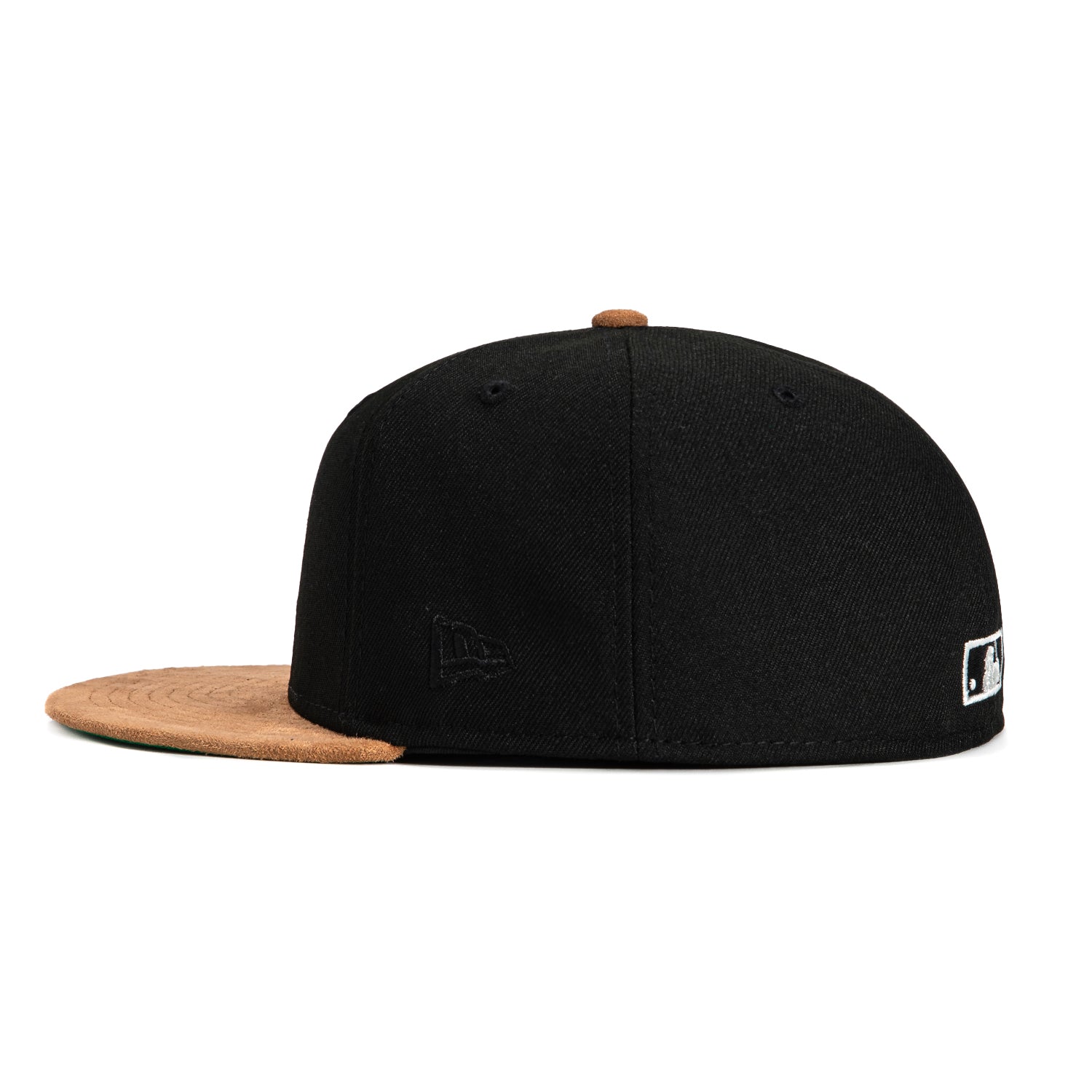 New Era 59Fifty Suede Visor New York Yankees 1996 World Series Patch Hat - Black & Tan - Official MLB Baseball Cap for Men & Women - Perfect for Games, Collecting & Streetwear Fashion