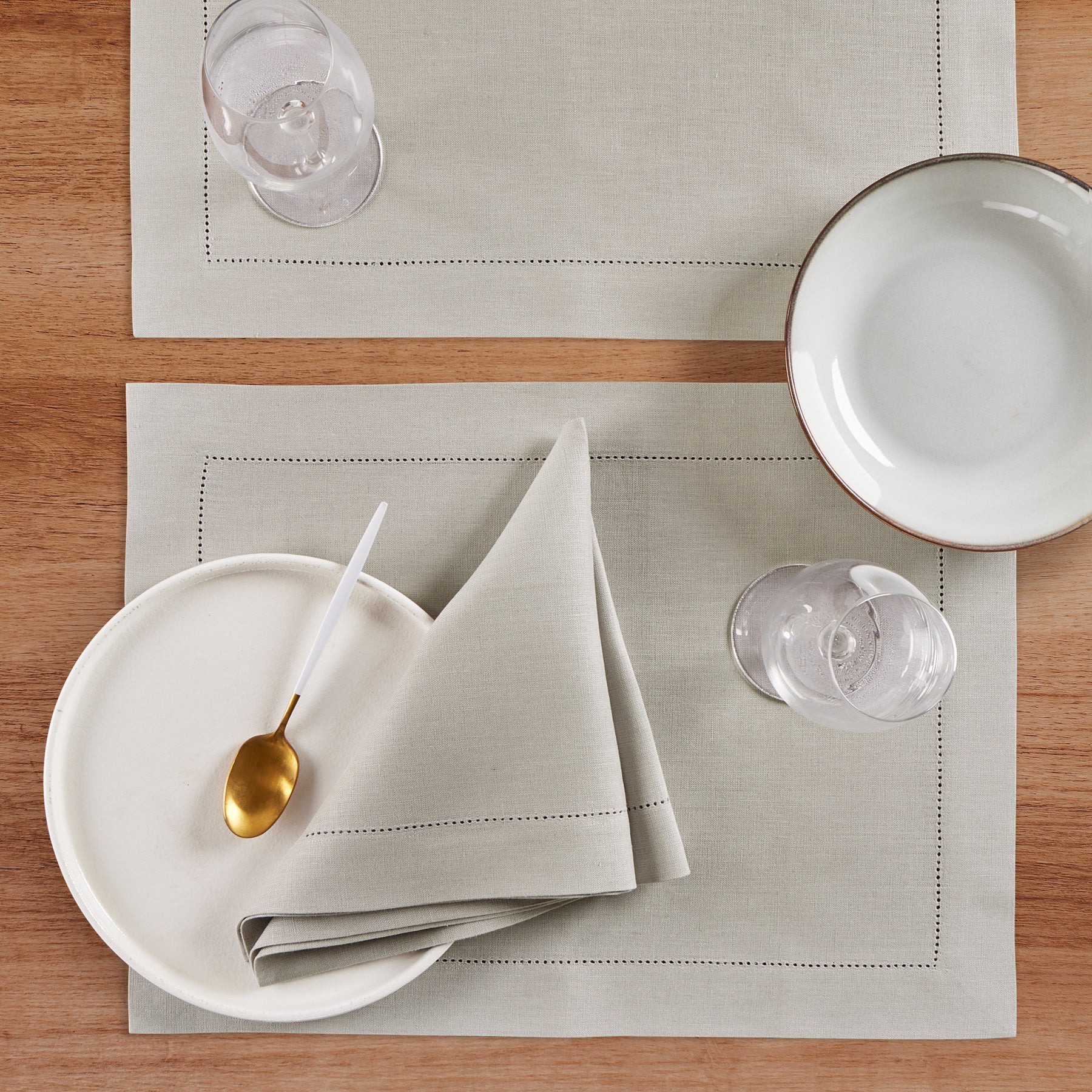 Premium Medium Weight Hemstitch Napkins - 12-Pack White Linen Dinner Napkins for Formal Dining, Weddings & Special Occasions