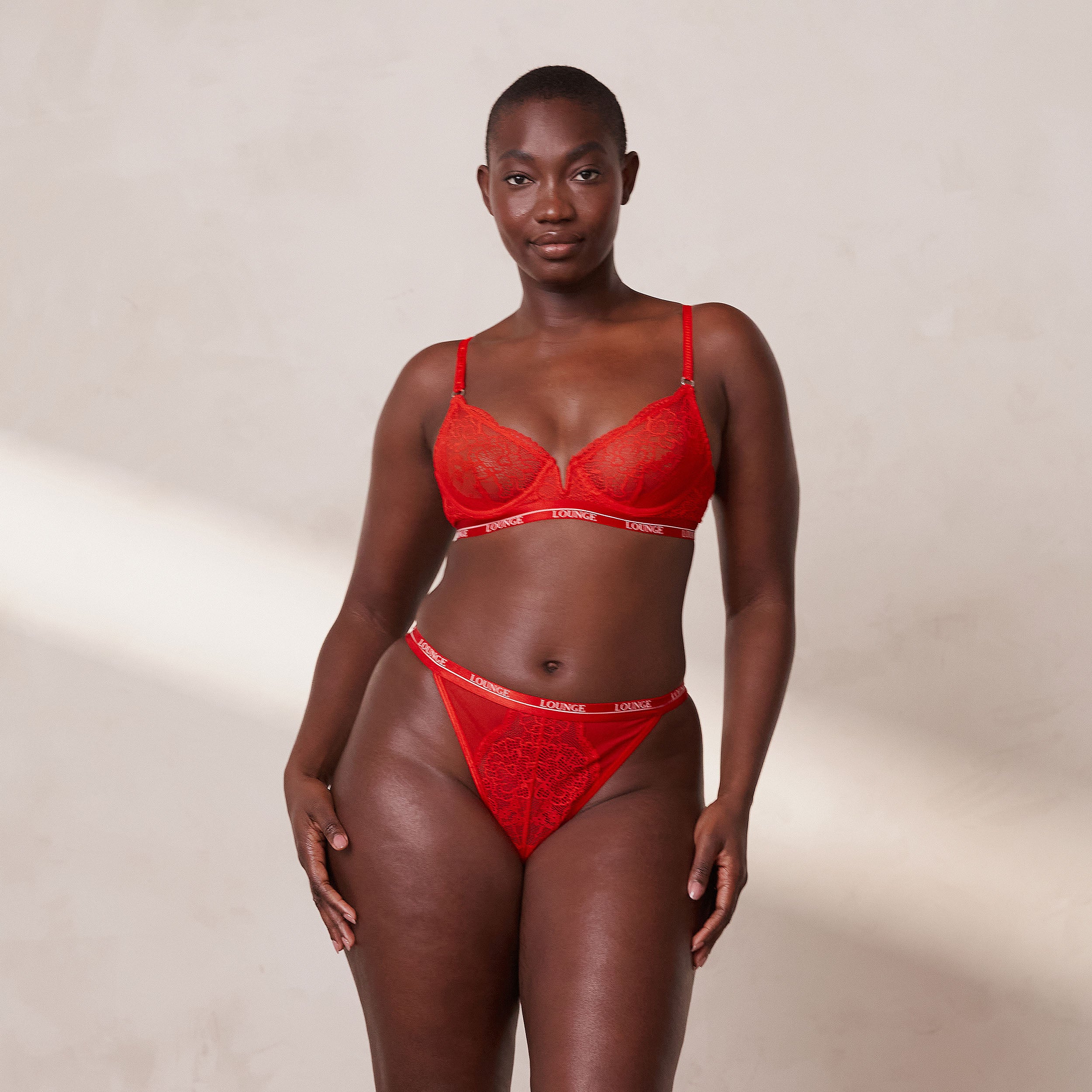 Royal Balcony Bra - Sexy Lace Underwire Push Up Bra in Red - Perfect for Date Nights & Special Occasions