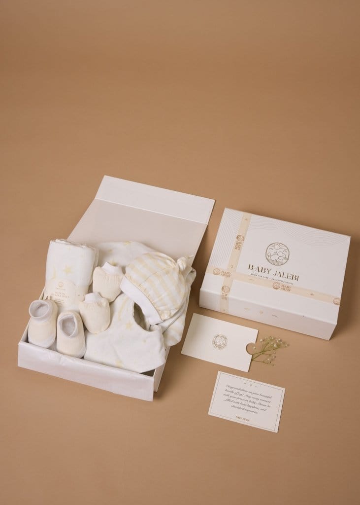 Luna Welcome Baby Gift Box - Newborn Baby Shower Present Set with Personalized Keepsake - Perfect for Birthdays, Christenings & First Birthday Celebrations
