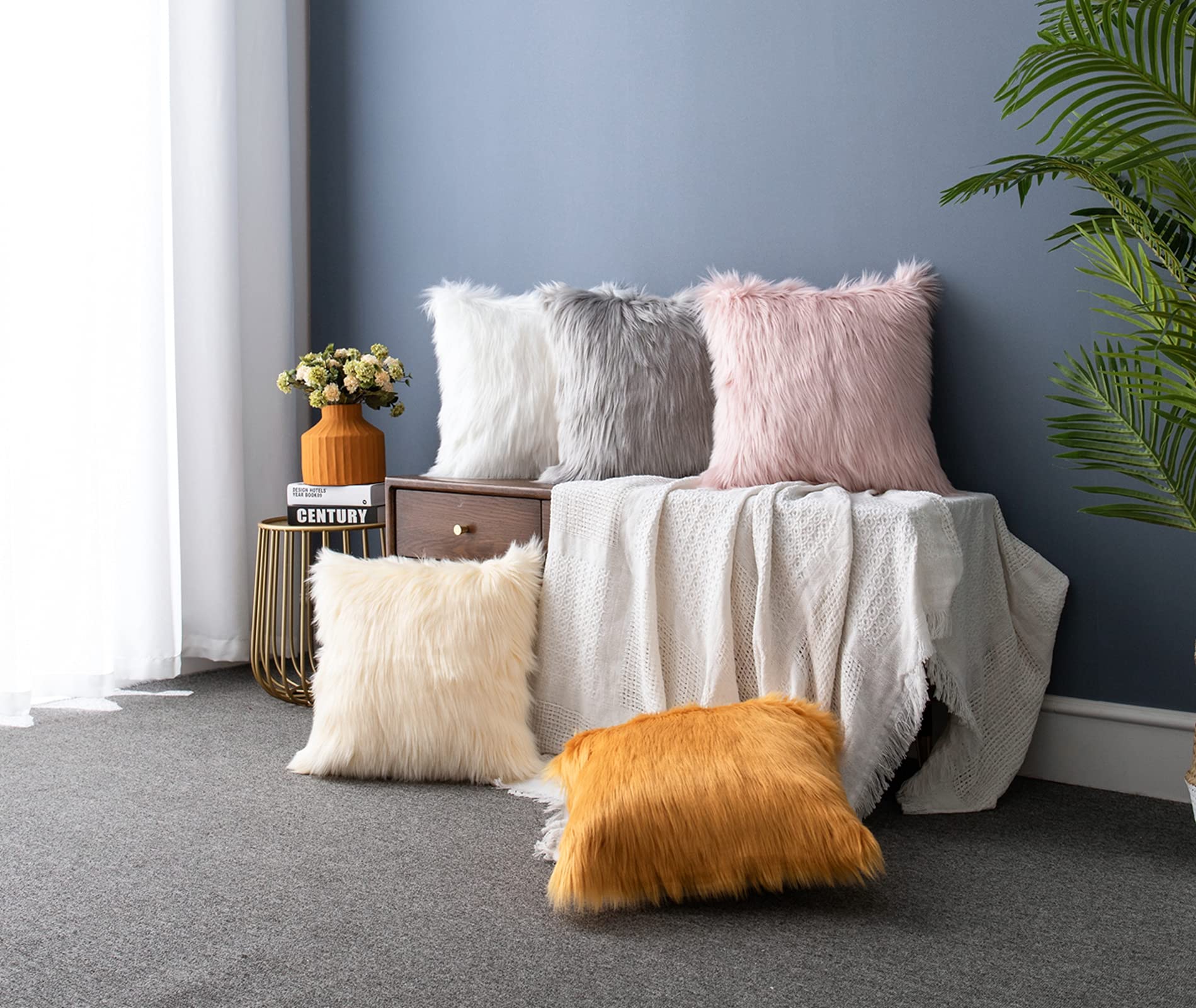 LIGICKY Luxury Soft Faux Fur Throw Pillow Cover 20x20 Inches - Grey Plush Square Cushion Case for Sofa, Bed, Couch - Perfect for Living Room Decor, Home Styling & Cozy Winter Nights