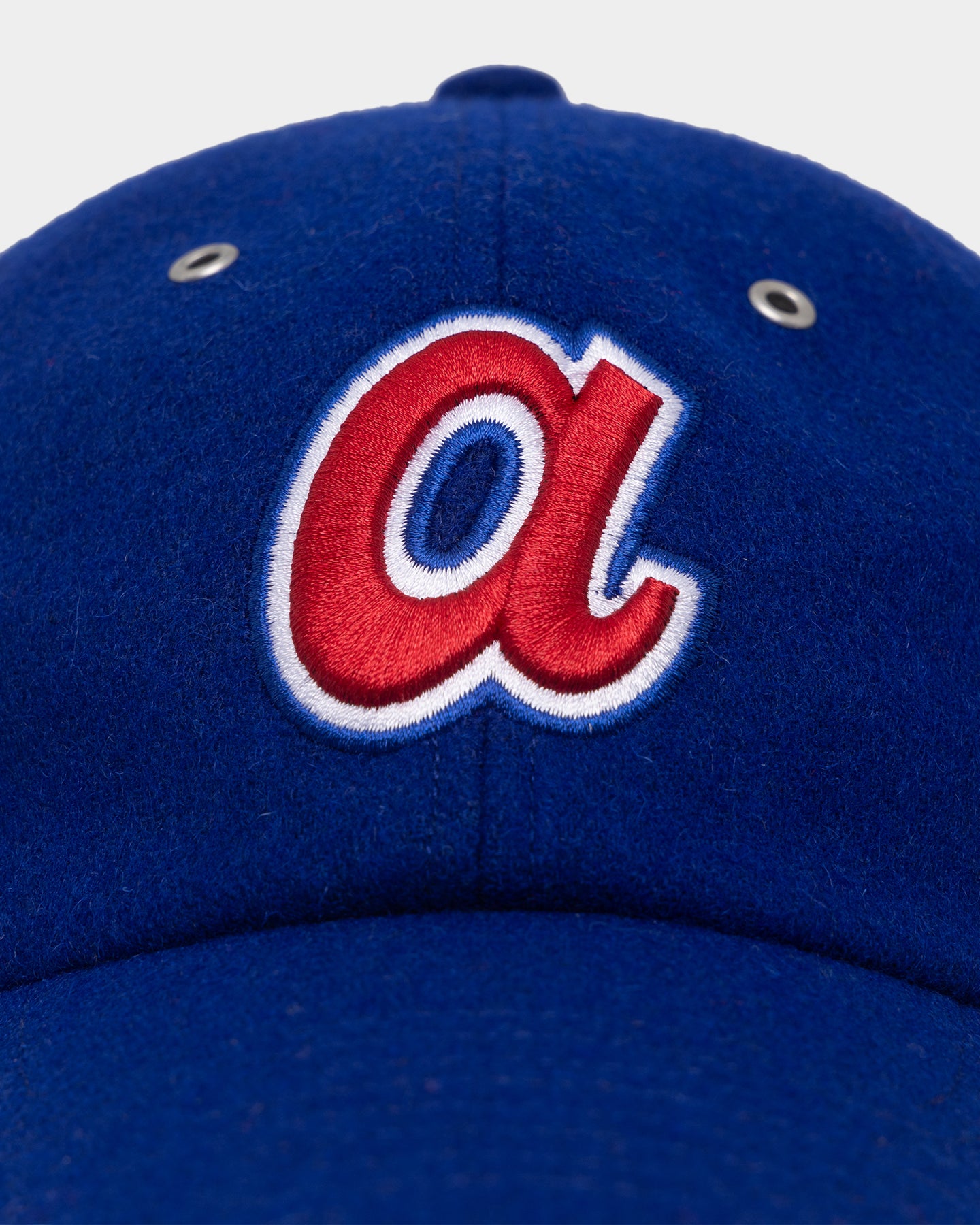 47 Brand Atlanta Braves Wooly '47 Clean Up Strapback Royal Baseball Cap - Adjustable Snapback Hat for Men & Women - Perfect for Baseball Games, Sports Events & Casual Wear