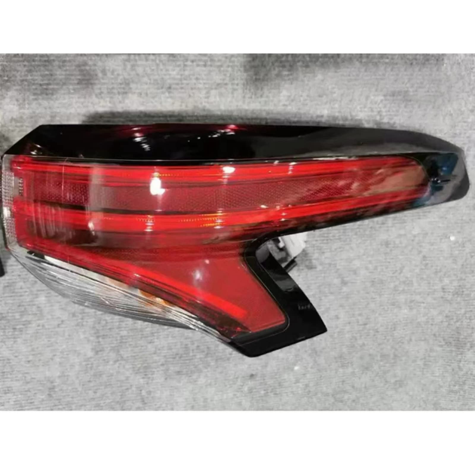 BOOBOOBM LED Tail Light Brake Reverse Stop Lamp - Compatible with Toyota Sienna 2021 2022 - OEM 8156008090 8155008090 8158008070 8159008070 - Perfect for Night Driving & Enhanced Safety