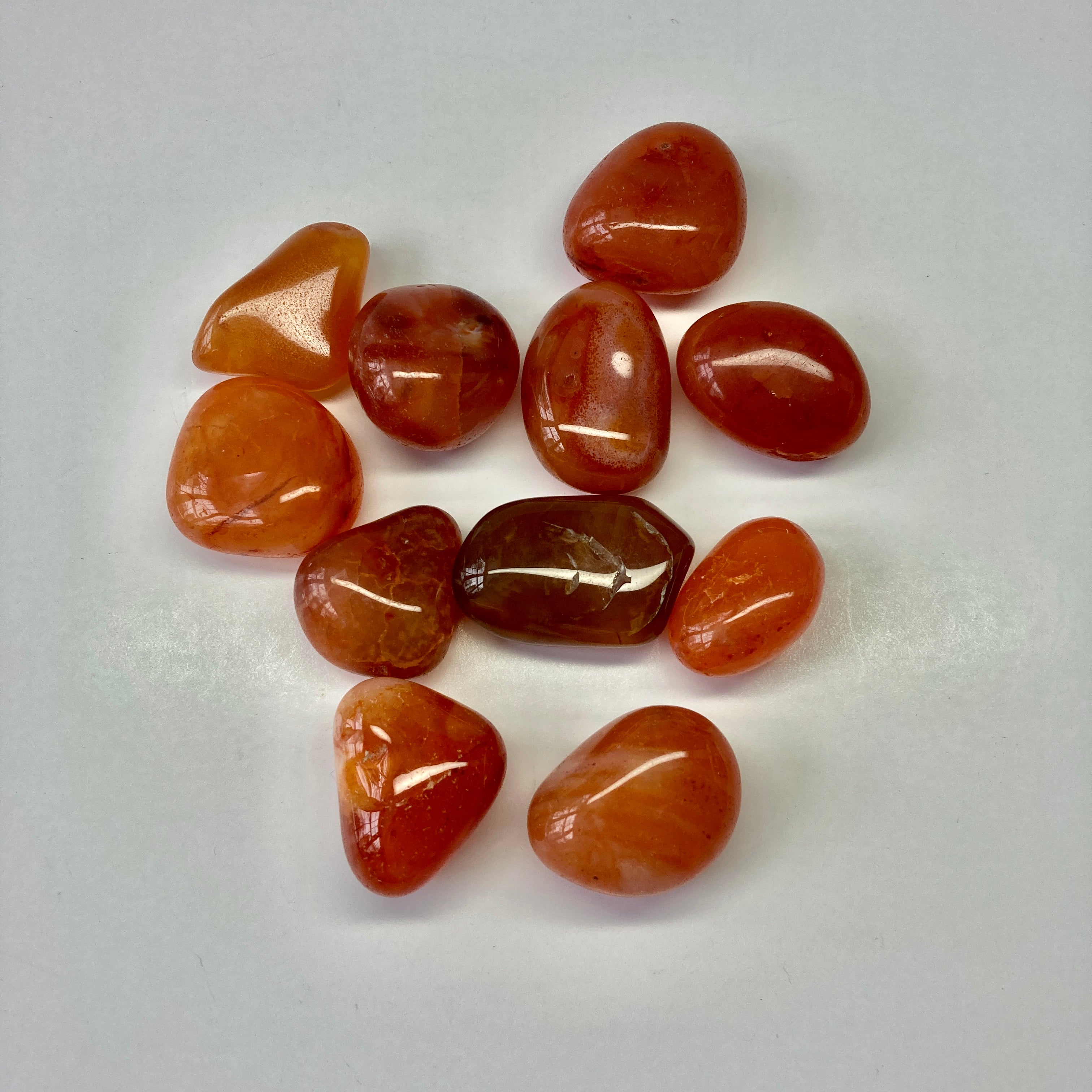 Natural Carnelian Gemstone Beads for Jewelry Making - Healing Stone for Energy & Vitality - Perfect for Necklaces, Bracelets, and Spiritual Meditation