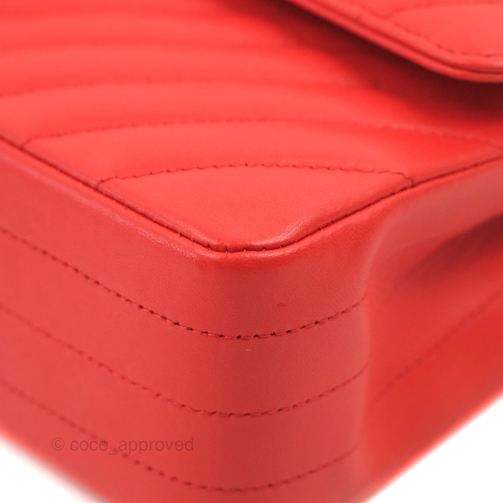 Chanel Classic Medium Flap Bag - Chevron Red Lambskin Leather with Gold Hardware | Luxury Designer Handbag for Women | Perfect for Date Night, Parties & Special Occasions