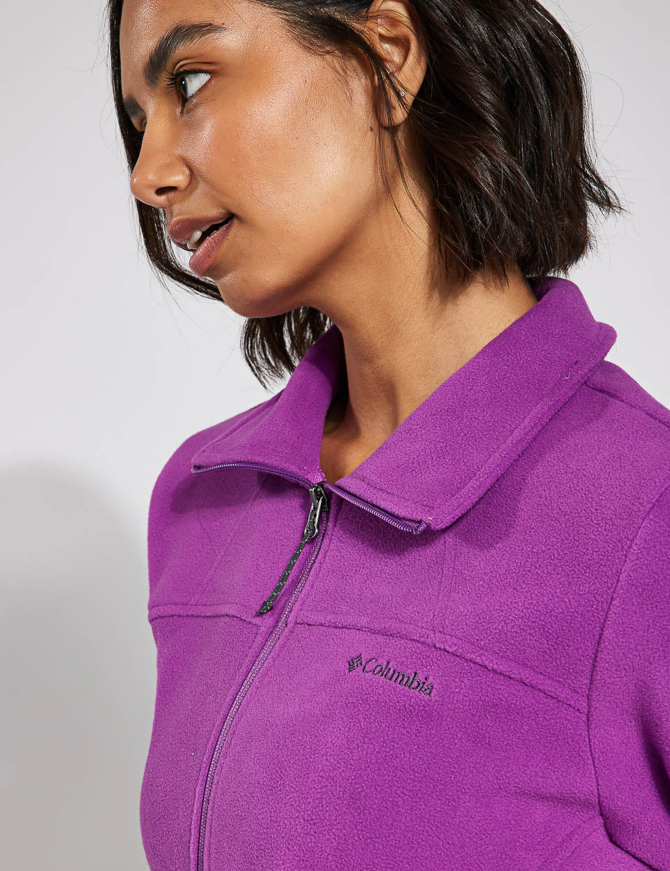 Fast Trek II Fleece Jacket for Men & Women - Lightweight Warm Winter Coat, Windproof Outdoor Jacket with Zipper Pockets - Perfect for Hiking, Camping & Casual Wear (Razzle)