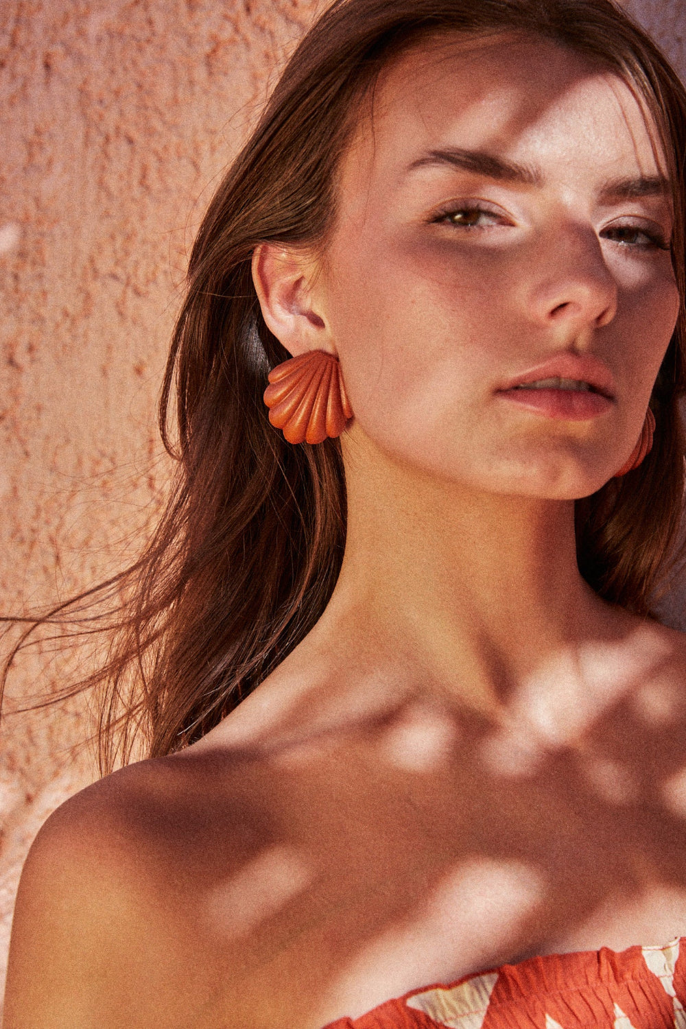Stylish Brown Shell Earrings for Women - Handmade Boho Beach Jewelry - Perfect for Summer Vacations, Weddings & Casual Outfits
