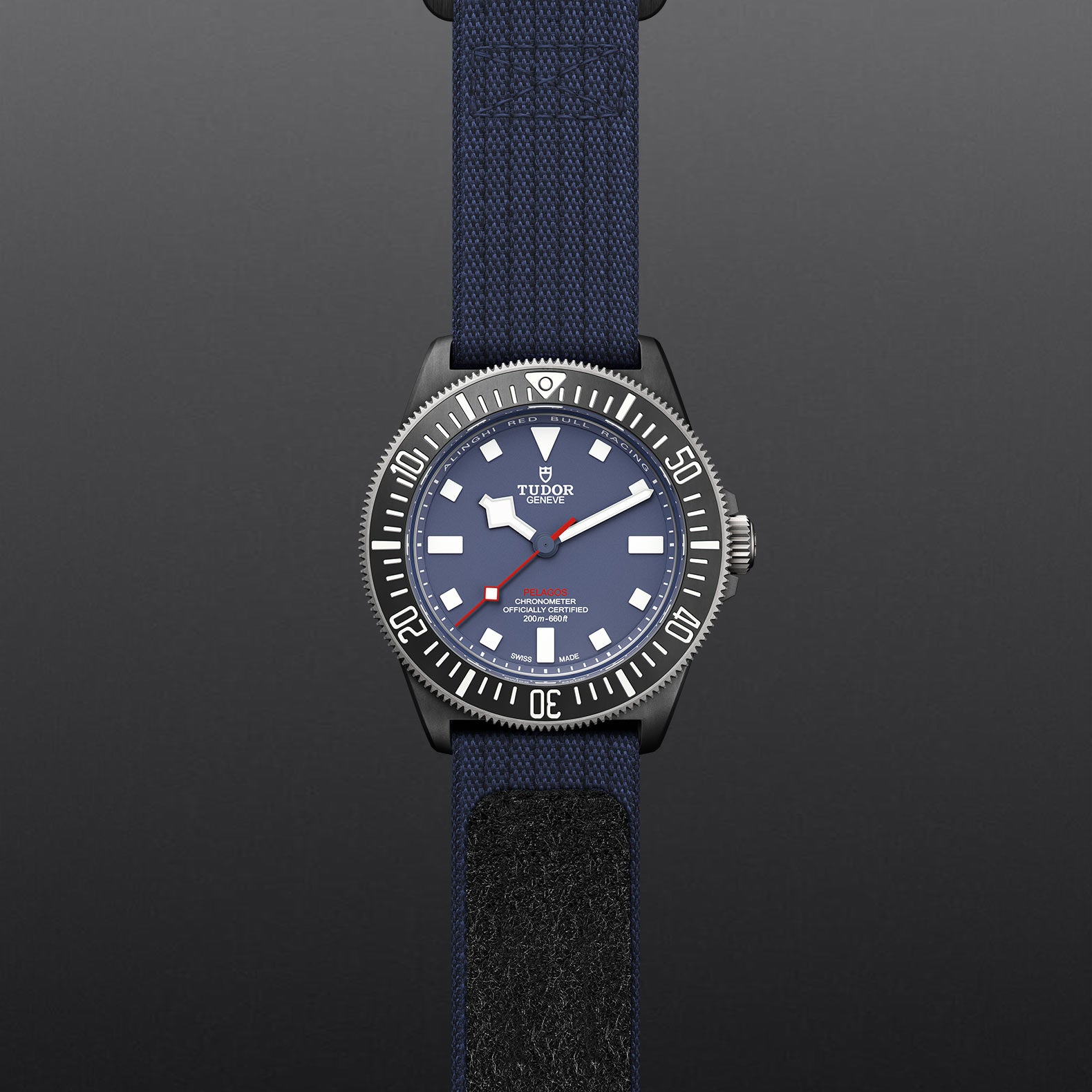 Pelagos FXD M25707KN 0001 Diving Watch - Professional Dive Timepiece for Scuba, Snorkeling & Water Sports