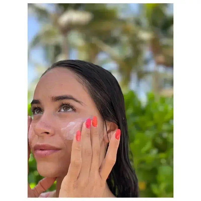 Post Swim Face Wash for Men & Women - Gentle Cleanser to Remove Chlorine & Salt After Swimming - Perfect for Pool, Beach & Water Sports