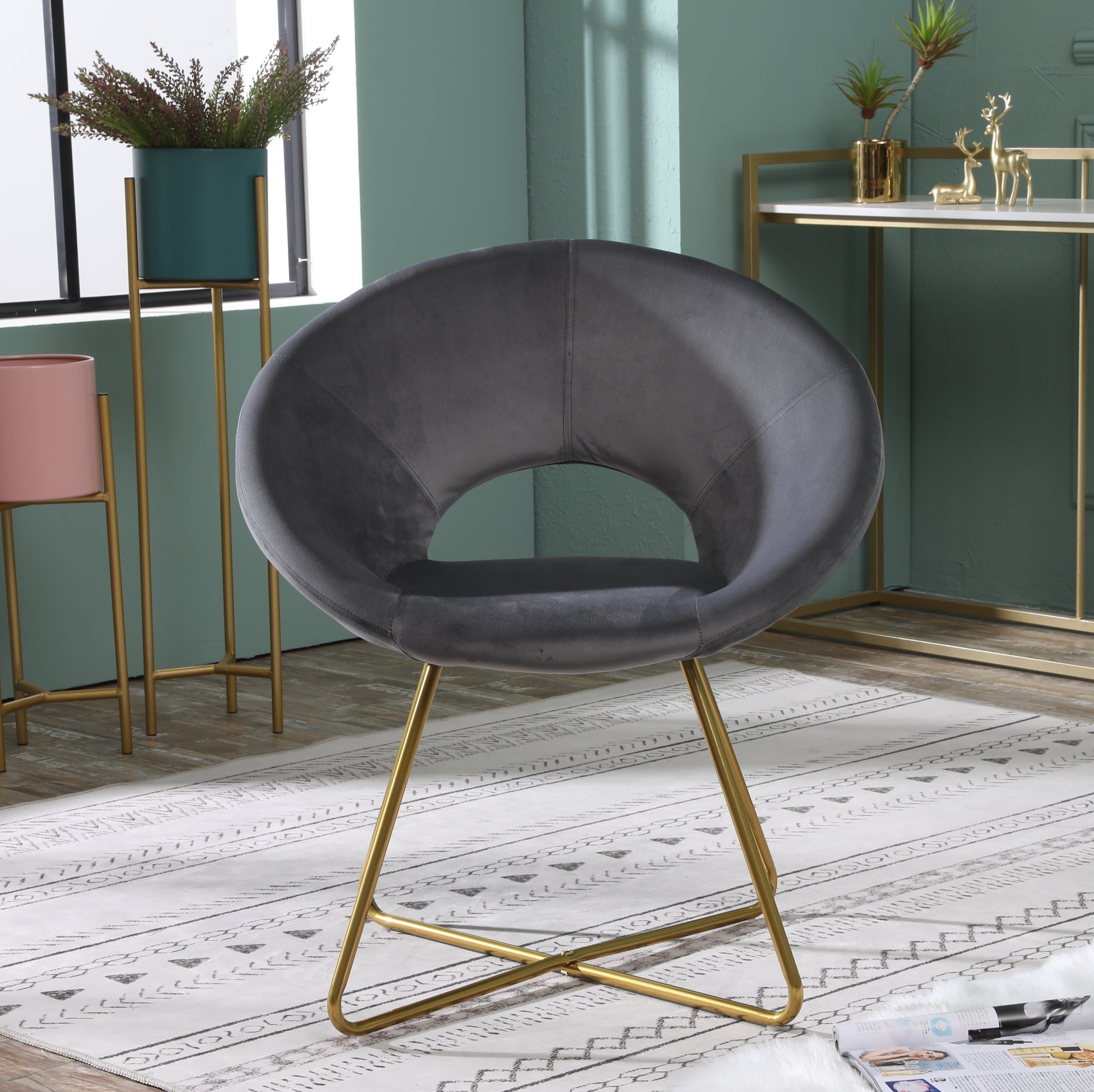 Roundhill Furniture Slatina Silky Velvet Upholstered Accent Chair - Modern Velvet Lounge Chair with Solid Wood Legs for Living Room, Bedroom & Office Decor
